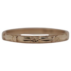 Circa 1920s 14K Yellow Gold Engraved Wedding Band