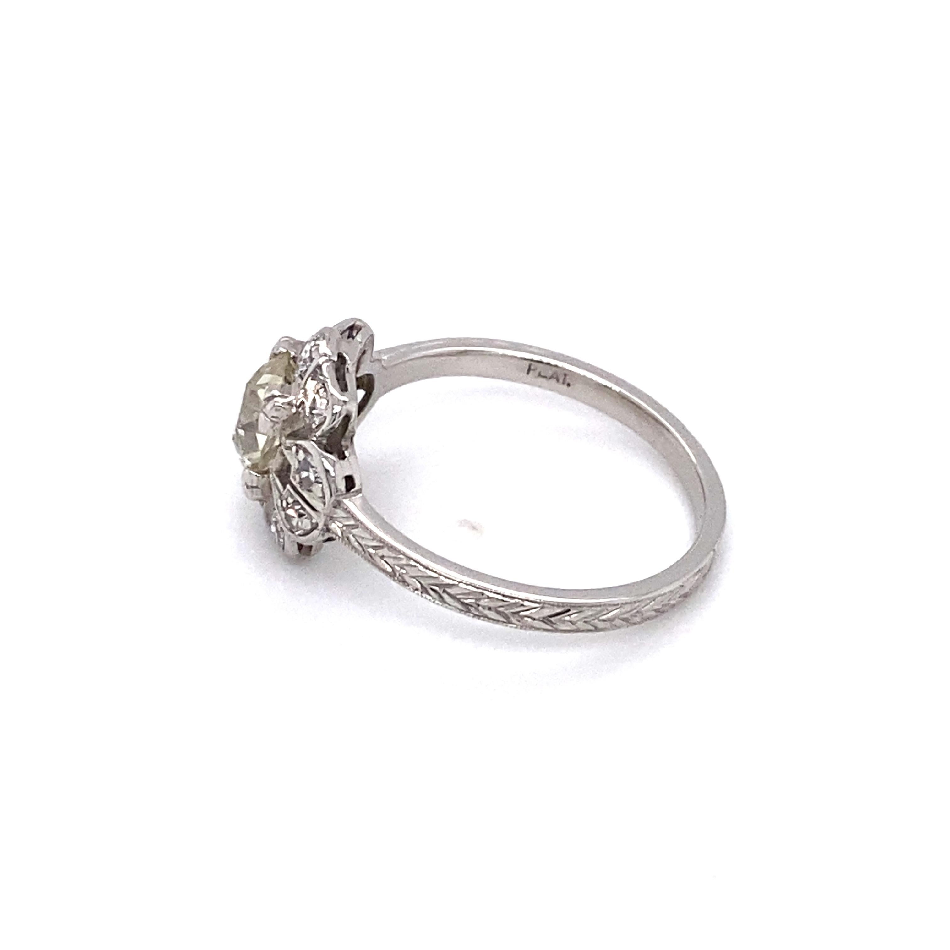 Circa 1920s Art Deco 0.80 Carat Diamond Engagement Ring in Platinum In Excellent Condition For Sale In Atlanta, GA