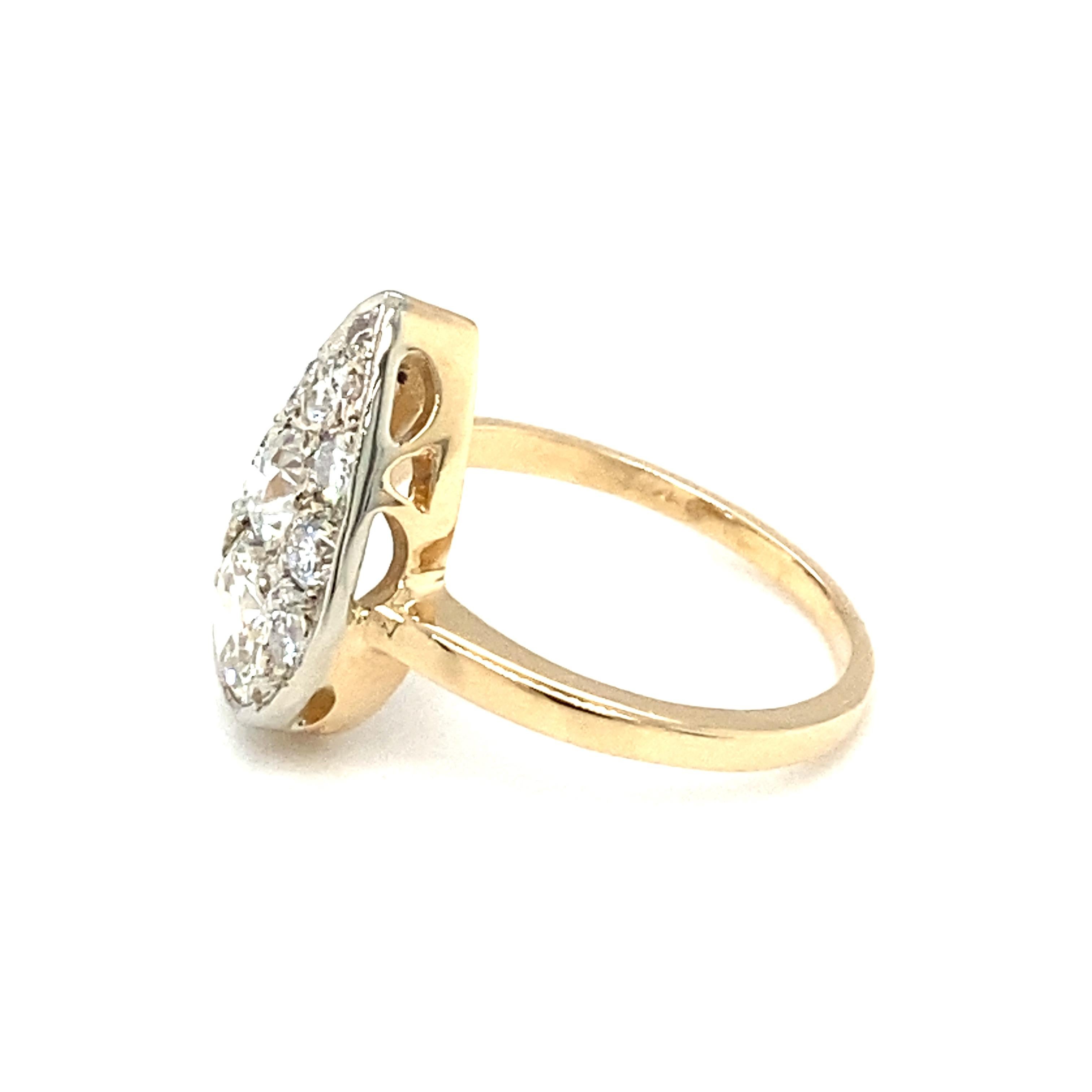 Women's or Men's Circa 1920s Art Deco 1.30 Carat Total Diamond Ring in 14 Karat Gold For Sale