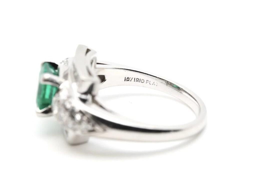 Circa 1920's Art Deco Colombian Emerald, & Diamond Ring in Platinum For Sale 1