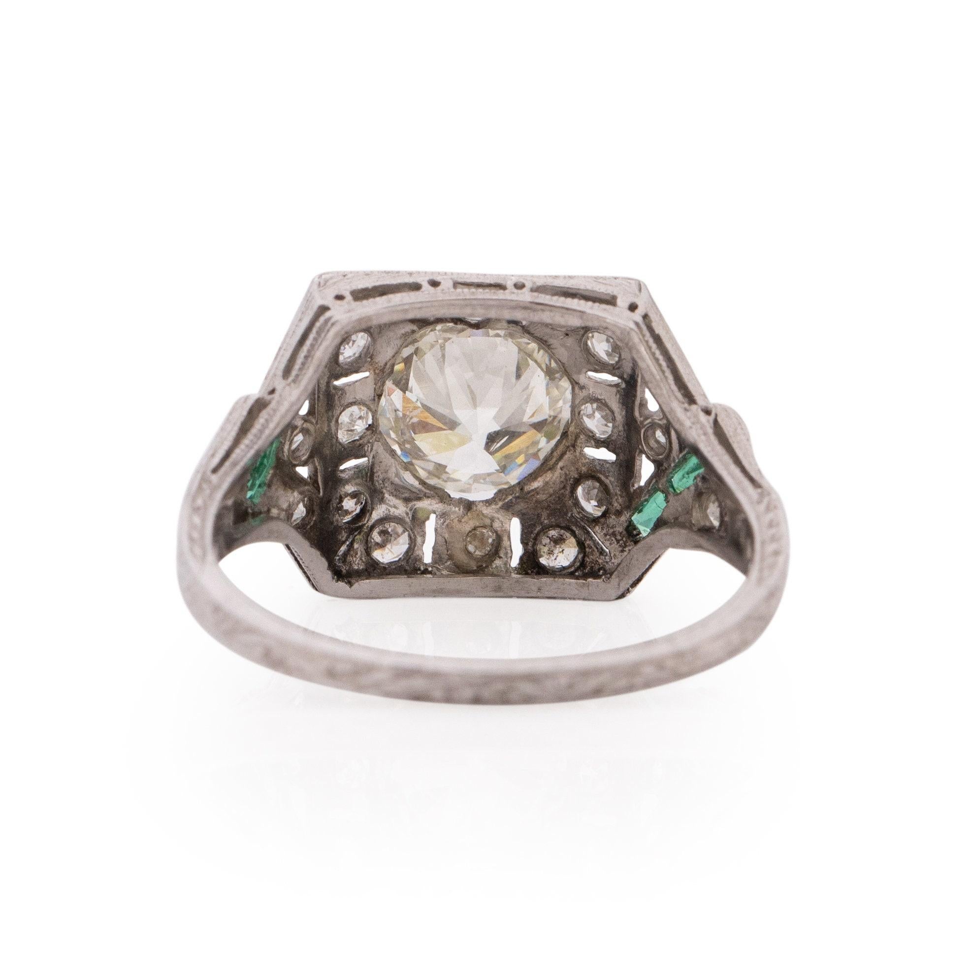Circa 1920's Art Deco Platinum 1.26 Ct GIA Certified Diamond and Emerald Ring In Good Condition For Sale In Addison, TX