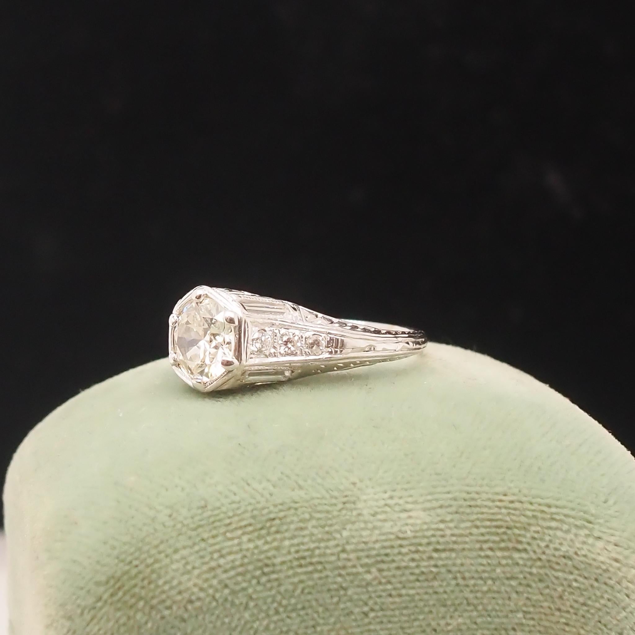 Circa 1920s Art Deco Platinum .90ct Old European Diamond Engagement Ring For Sale 1