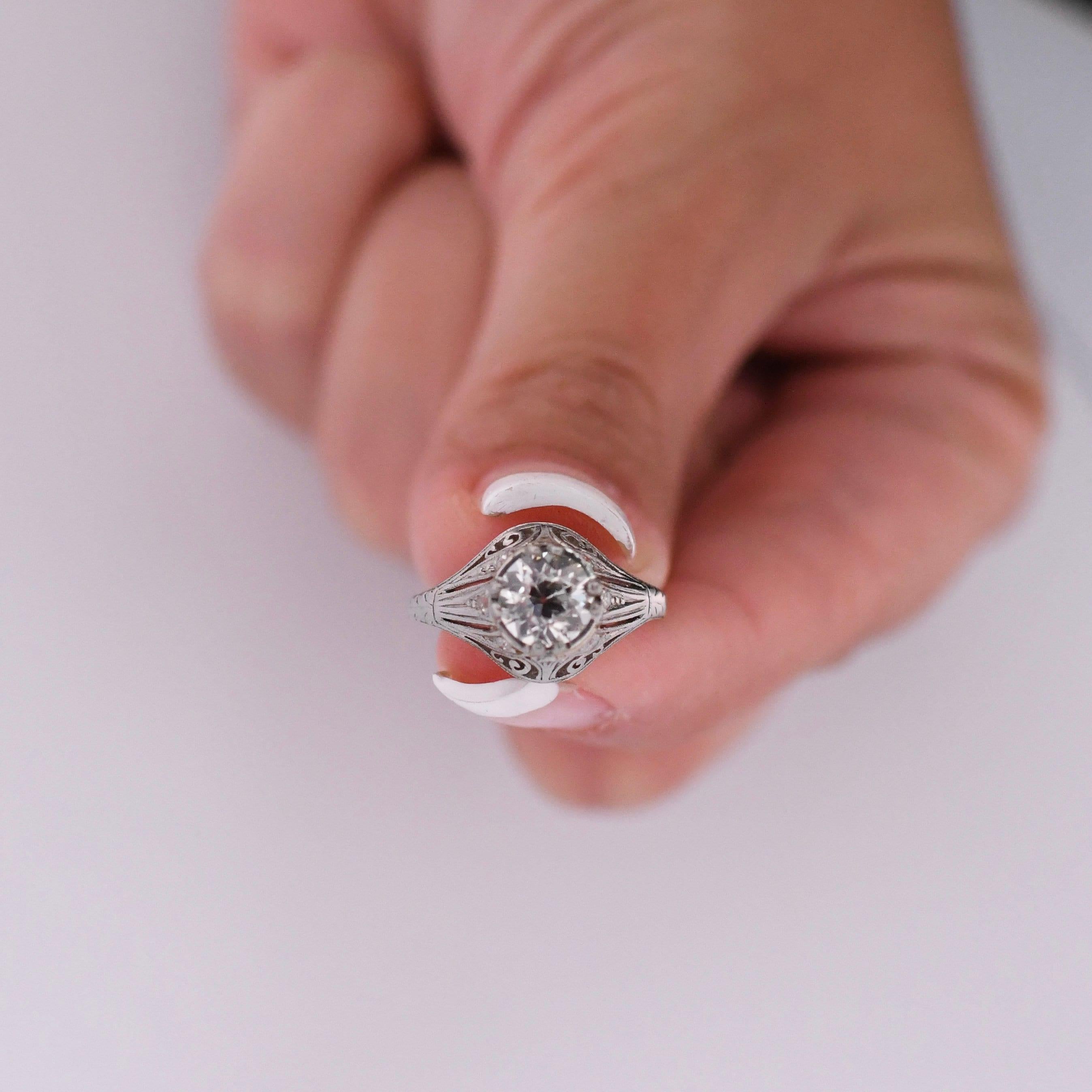 Antiker filigraner Diamantring aus Platin im alteuropäischen Schliff, Art déco, ca. 1920er Jahre 4