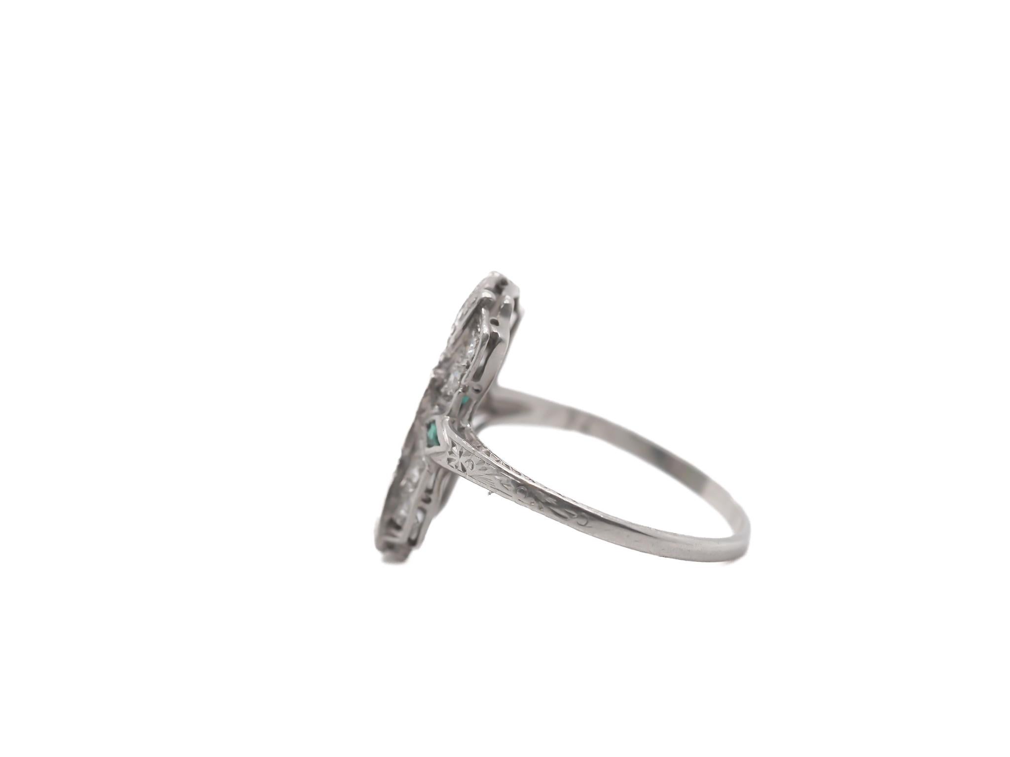 CIRCA 1920er Jahre Art Deco Platin Diamant und Smaragd Ring - VEG#47b im Angebot 2