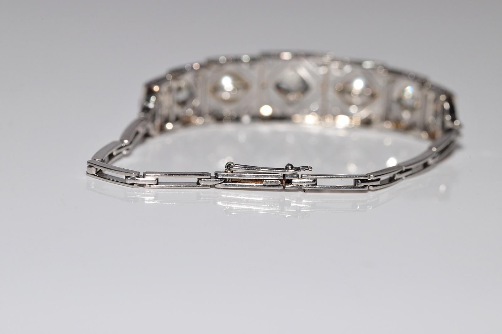 Circa 1920s Art Deco Platinum  Natural Old Cut Diamond And Pearl Bracelet For Sale 6
