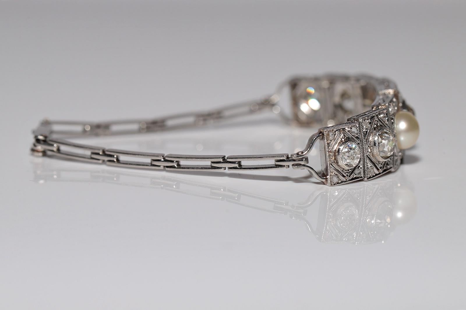 Circa 1920s Art Deco Platinum  Natural Old Cut Diamond And Pearl Bracelet For Sale 9