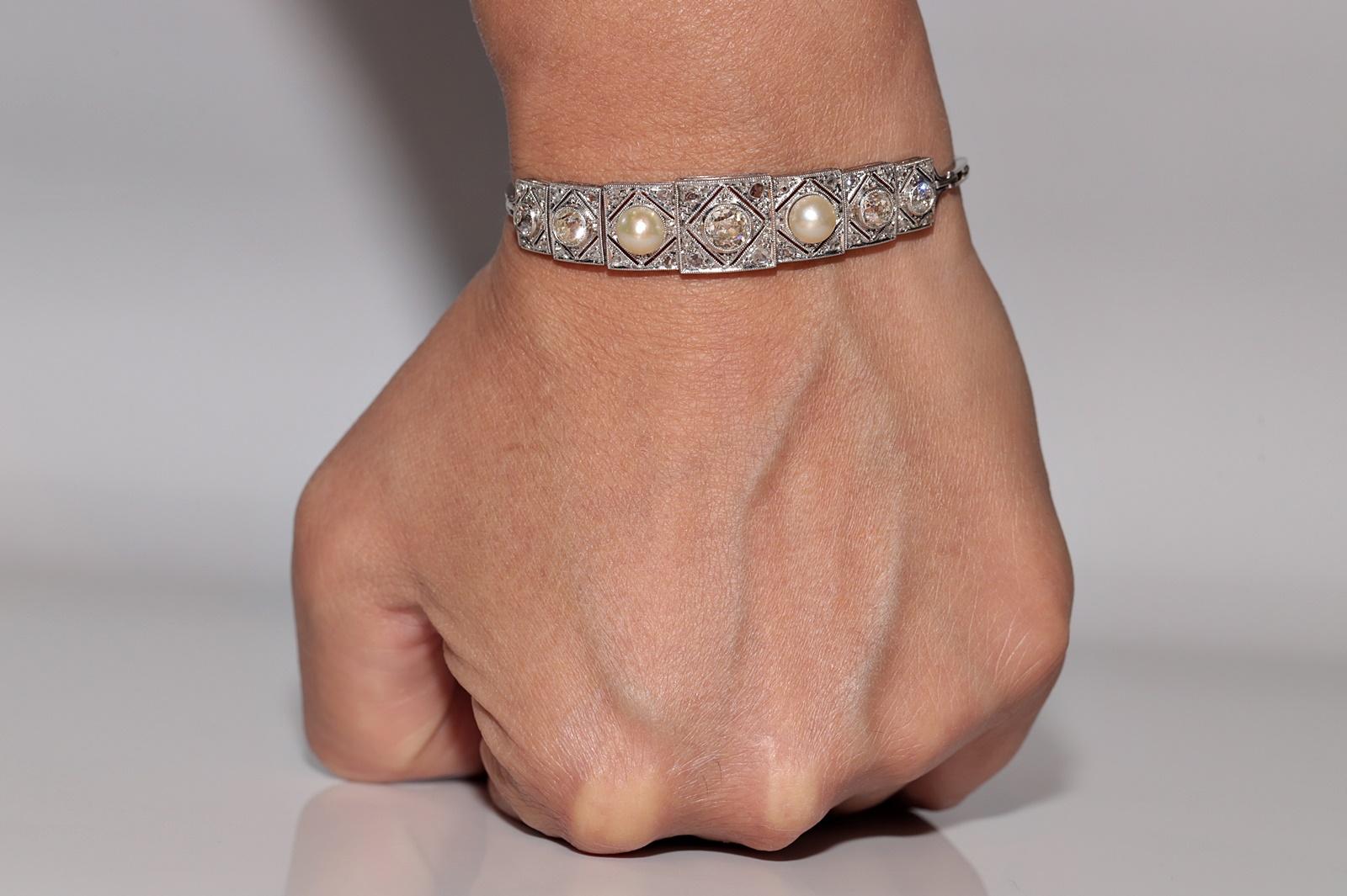 Circa 1920s Art Deco Platinum  Natural Old Cut Diamond And Pearl Bracelet For Sale 13