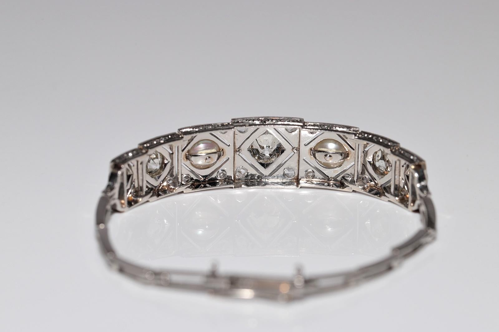 Circa 1920s Art Deco Platinum  Natural Old Cut Diamond And Pearl Bracelet For Sale 4
