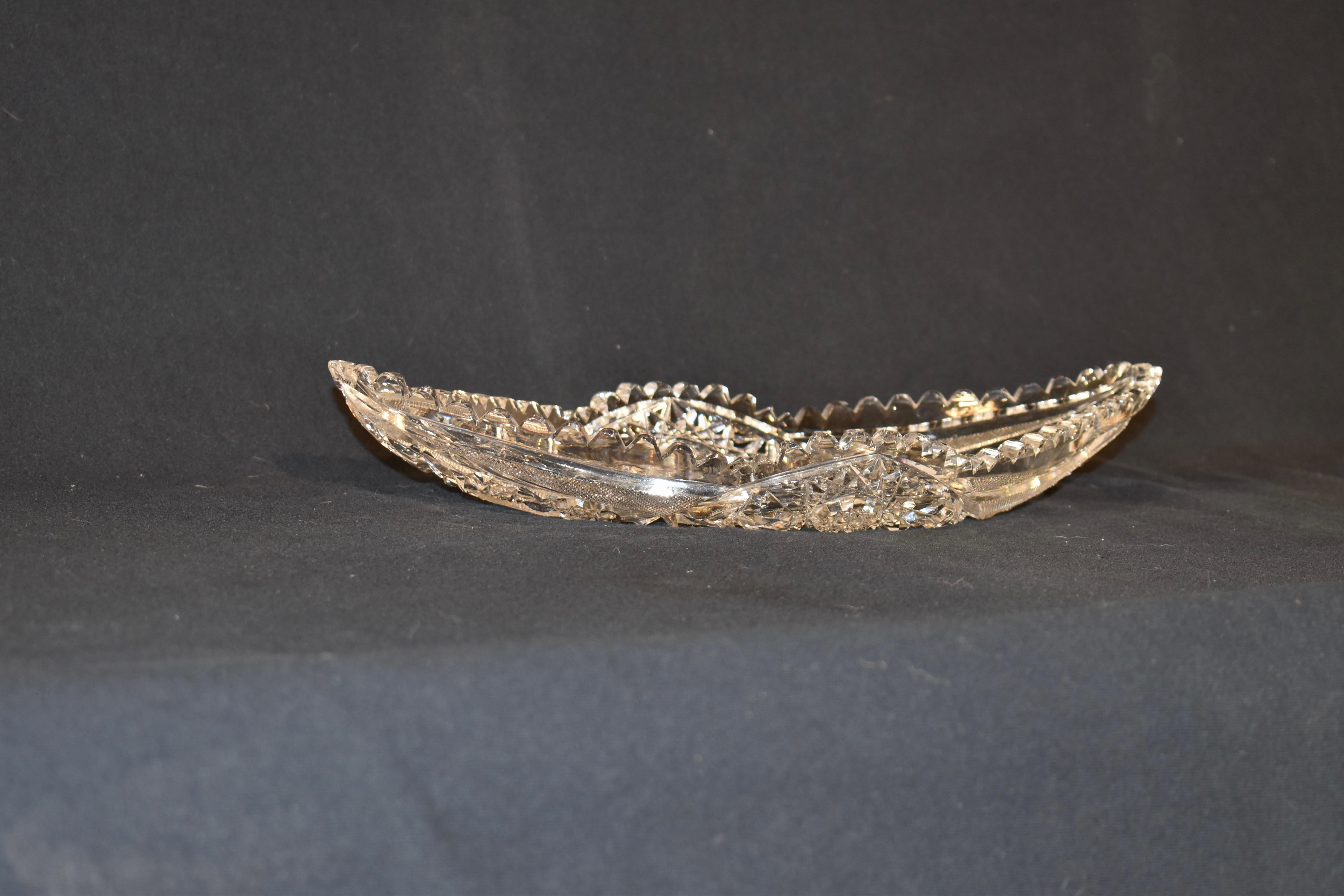 Plato de cristal tallado de 1920 Estadounidense en venta
