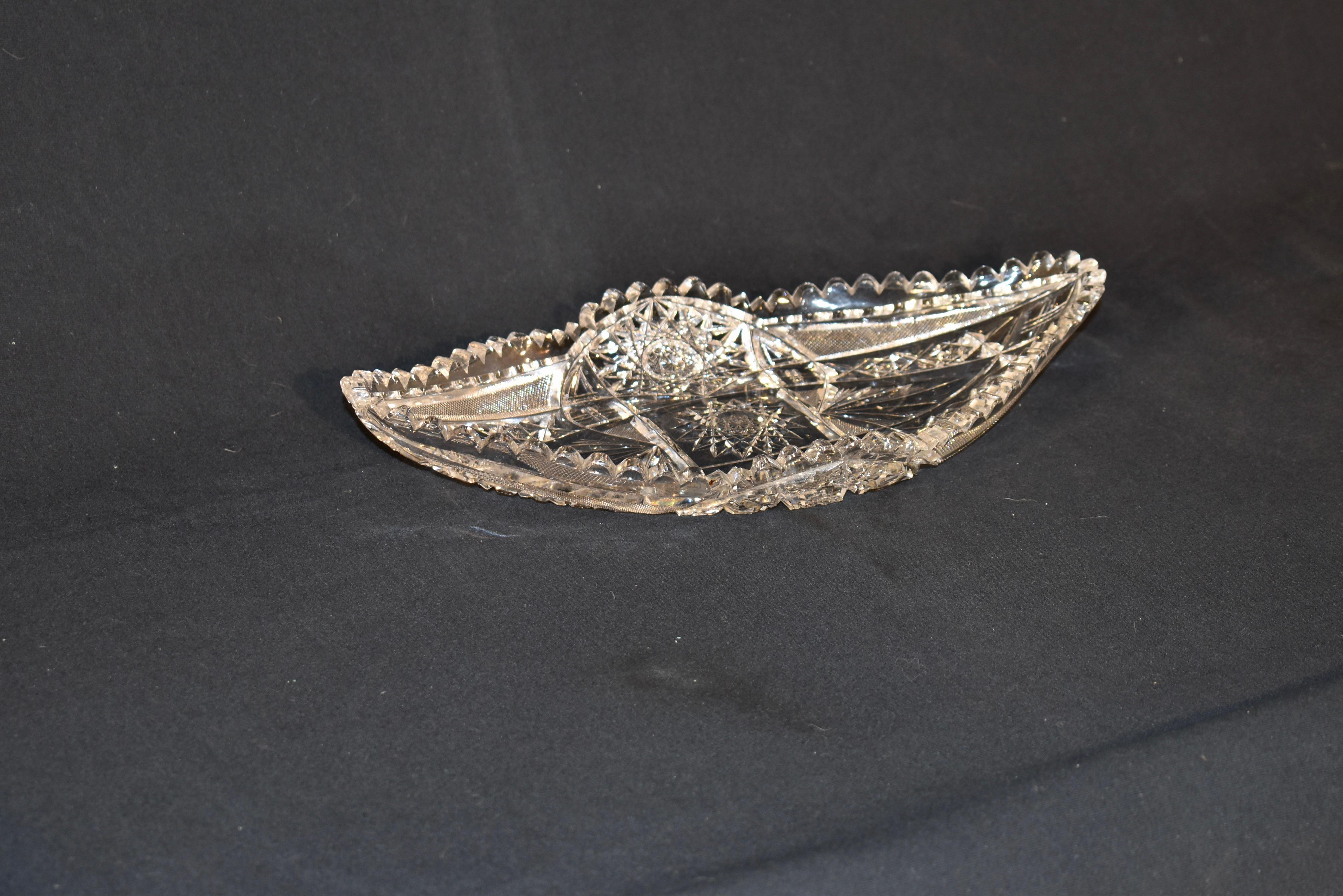 Plato de cristal tallado de 1920 en Bueno estado para la venta en High Point, NC