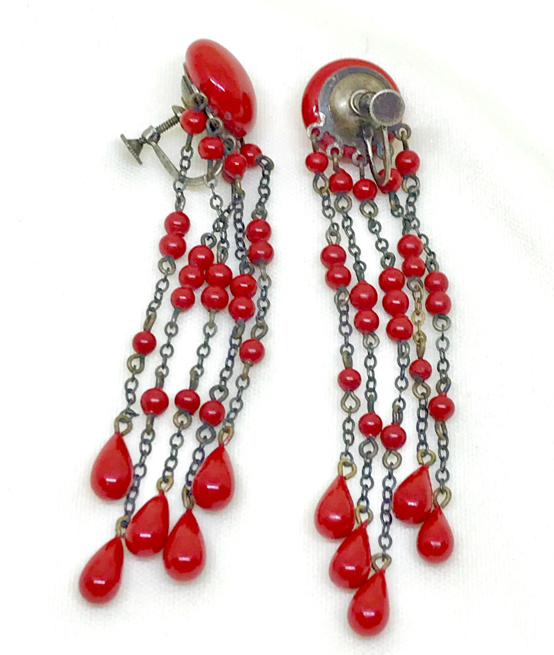 Circa 1920s Deco-Era Red Bead Dangling Earrings  In Good Condition For Sale In Long Beach, CA