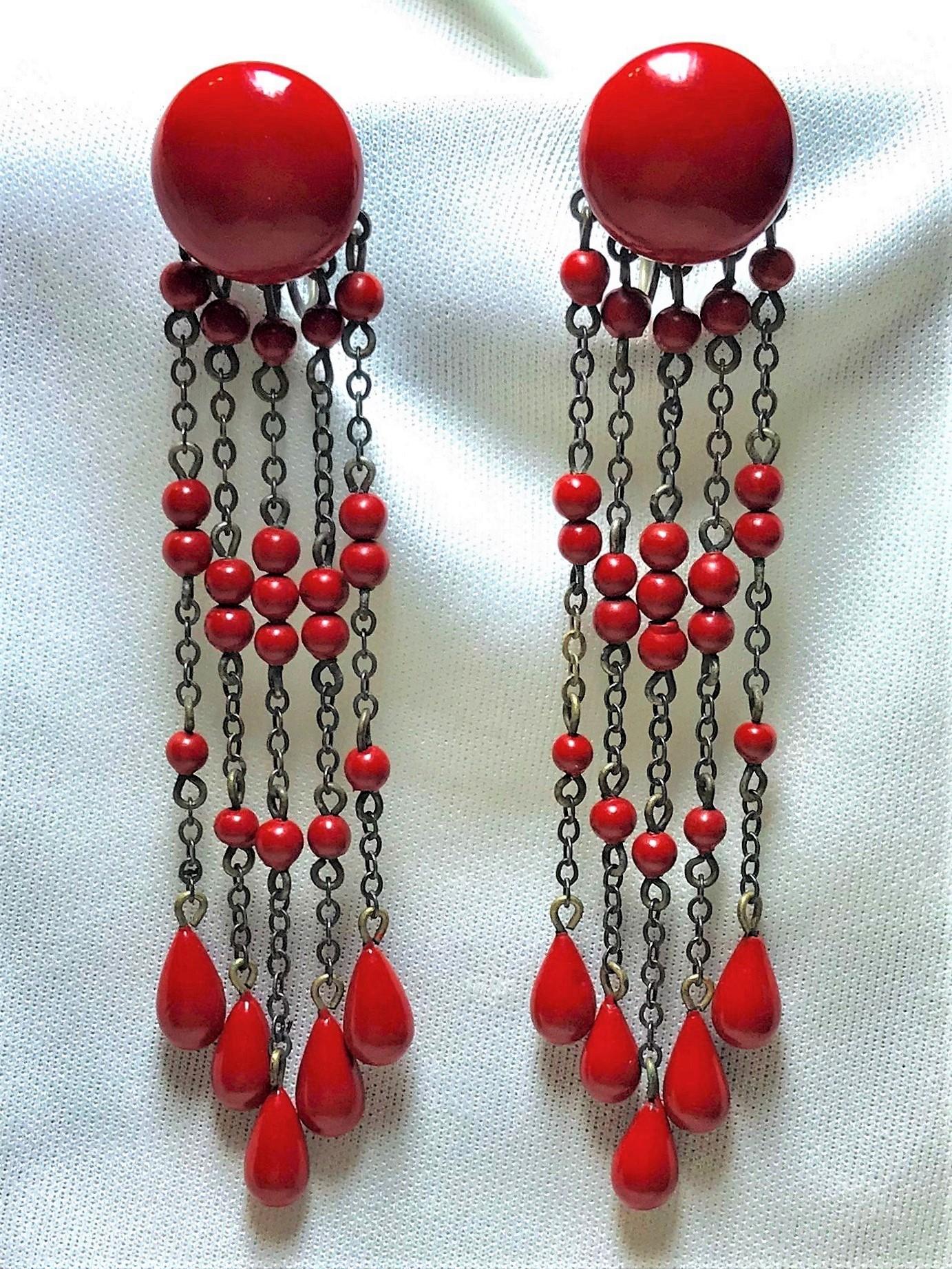 Circa 1920s Deco-Era Red Bead Dangling Earrings  For Sale 2