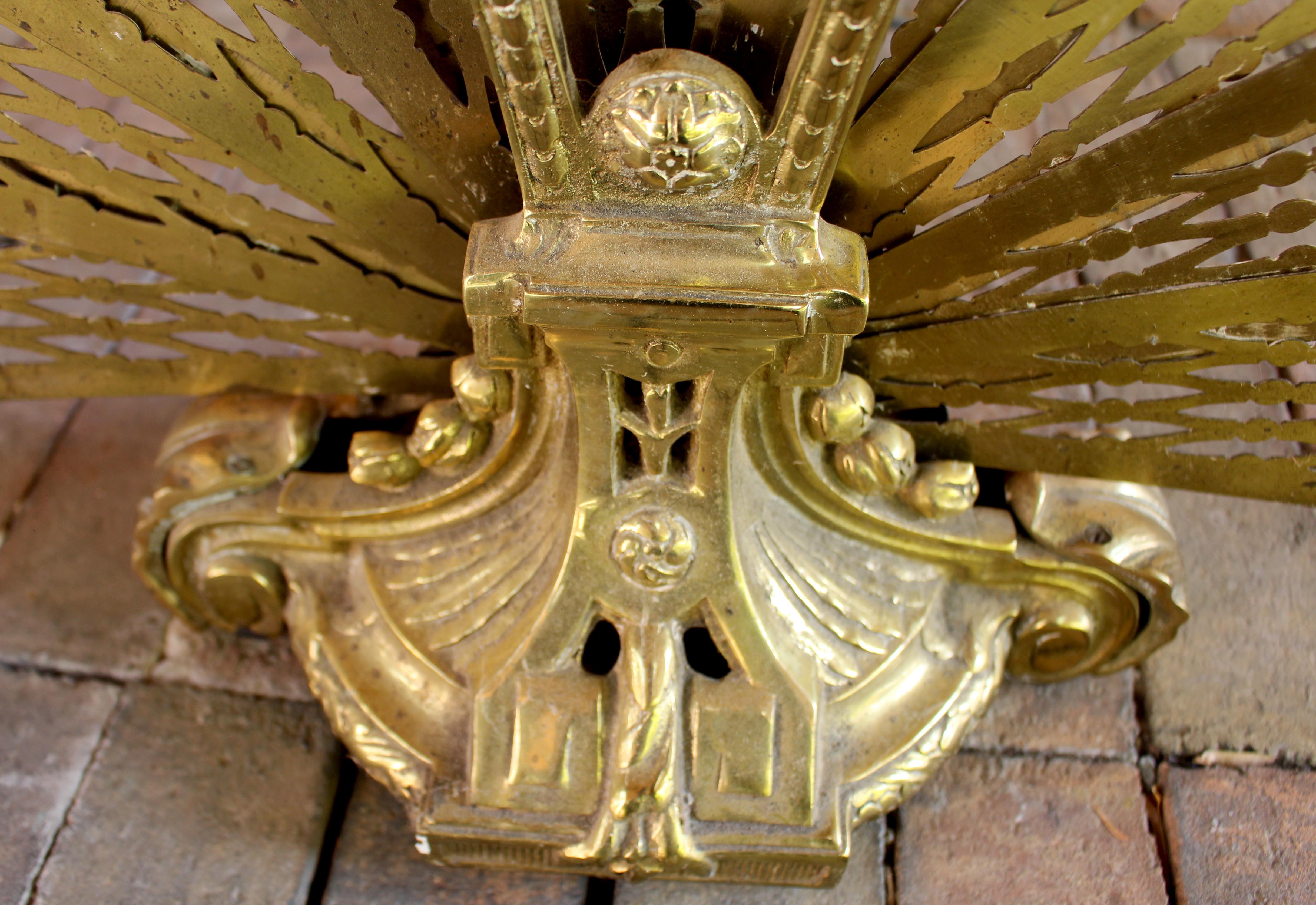 Early 20th Century Circa 1920s English or European Brass Fireplace Fan