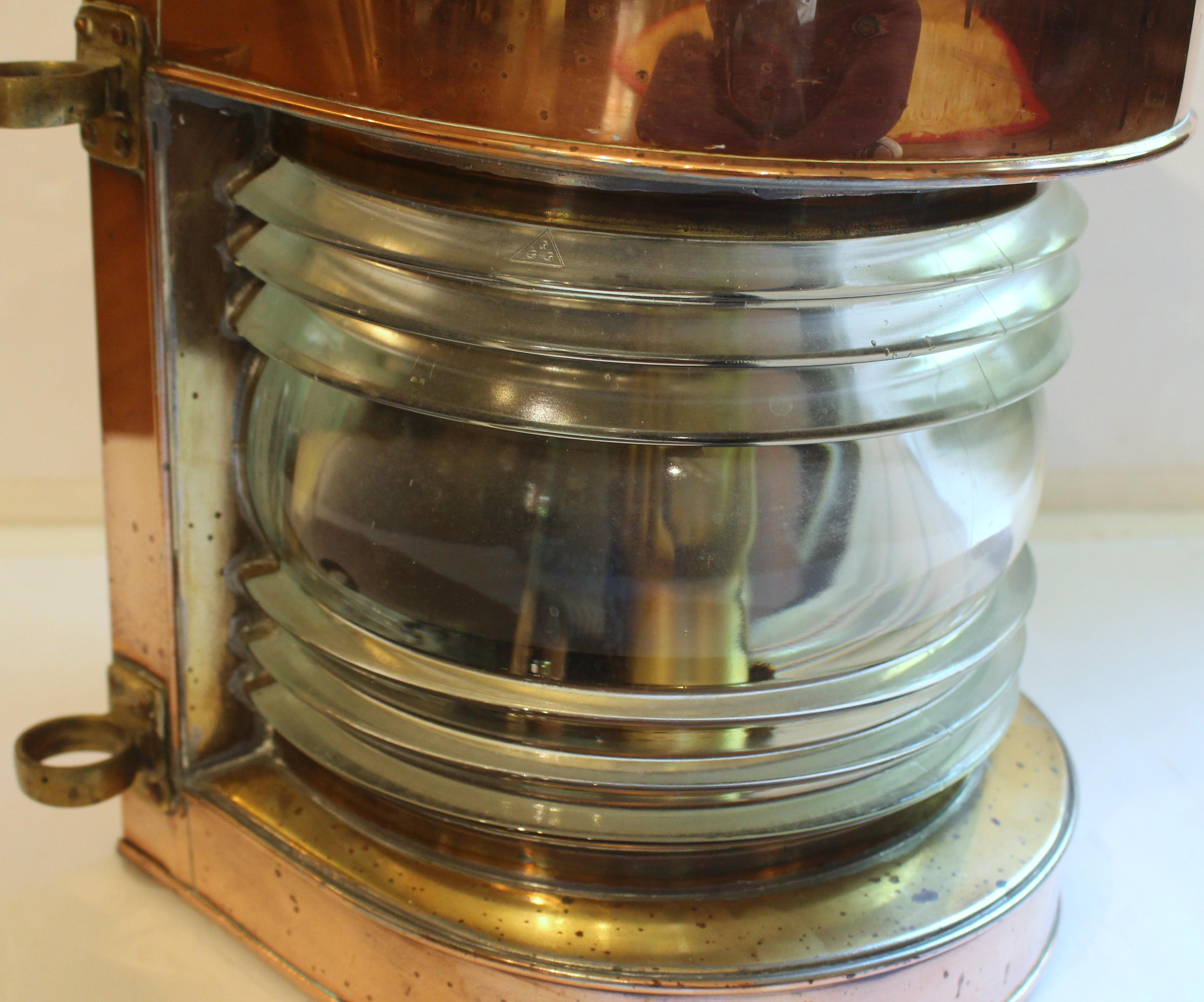 Circa 1920s English Ship's Masthead Lantern For Sale 7