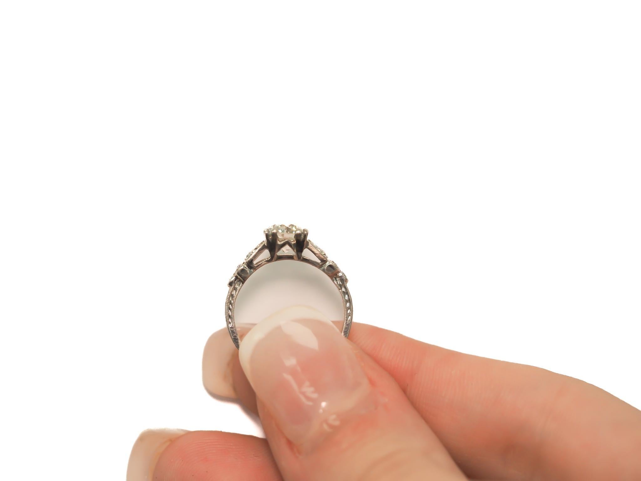 Circa 1920s GIA 1.00ct Old European Brilliant Diamond Engagement Ring (bague de fiançailles à diamant brillant européen) en vente 1