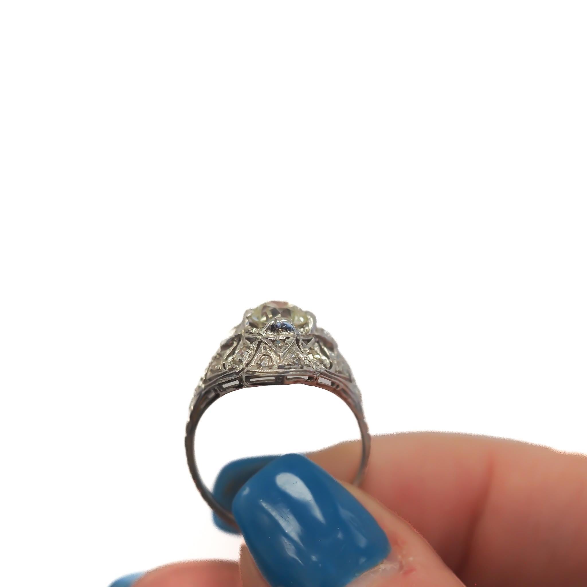 Circa 1920s GIA 1.08ct Old European Diamond Engagement Ring In Good Condition For Sale In Hicksville, NY