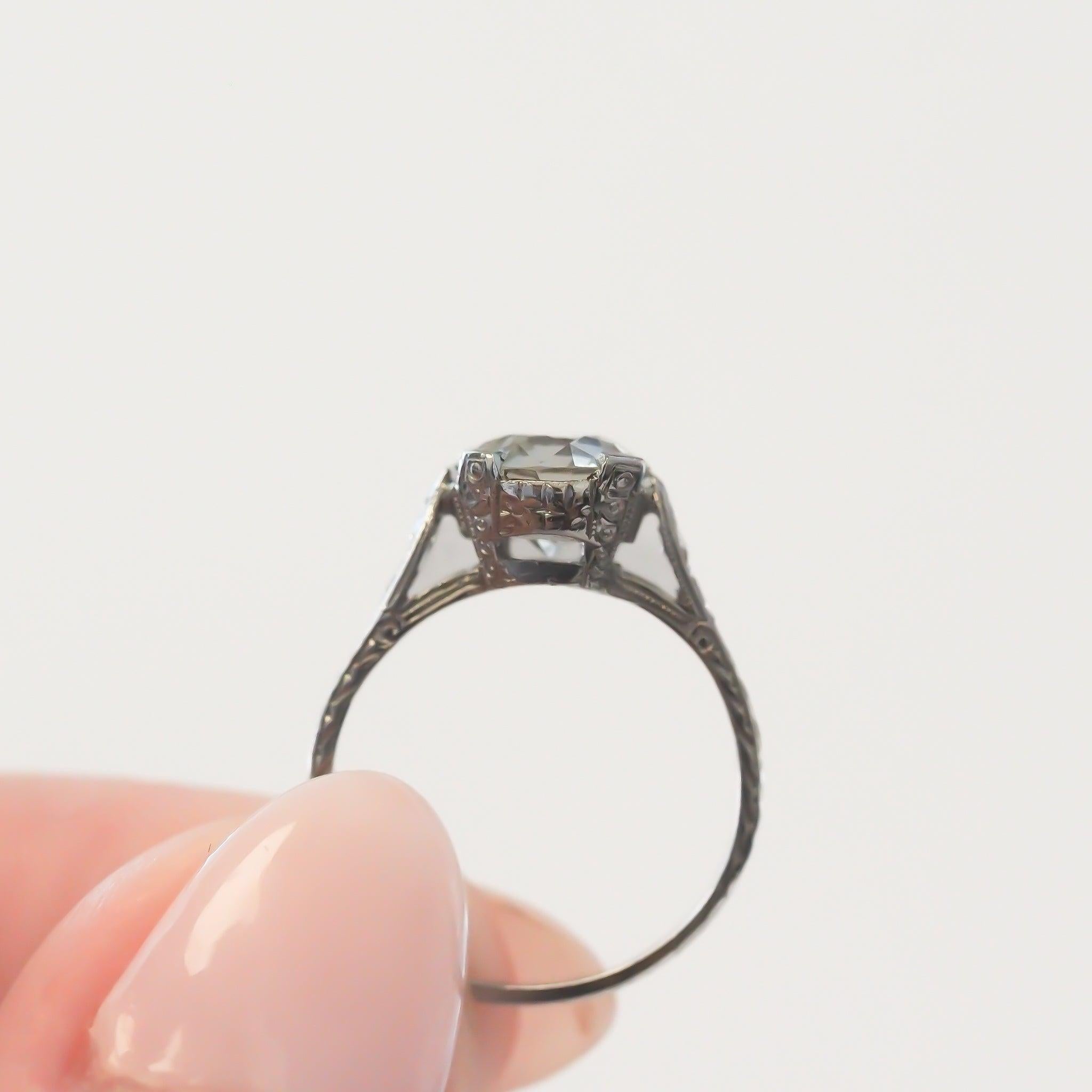 Circa 1920S GIA 1.70ct Old European Brilliant Diamond Engagement Ring For Sale 3