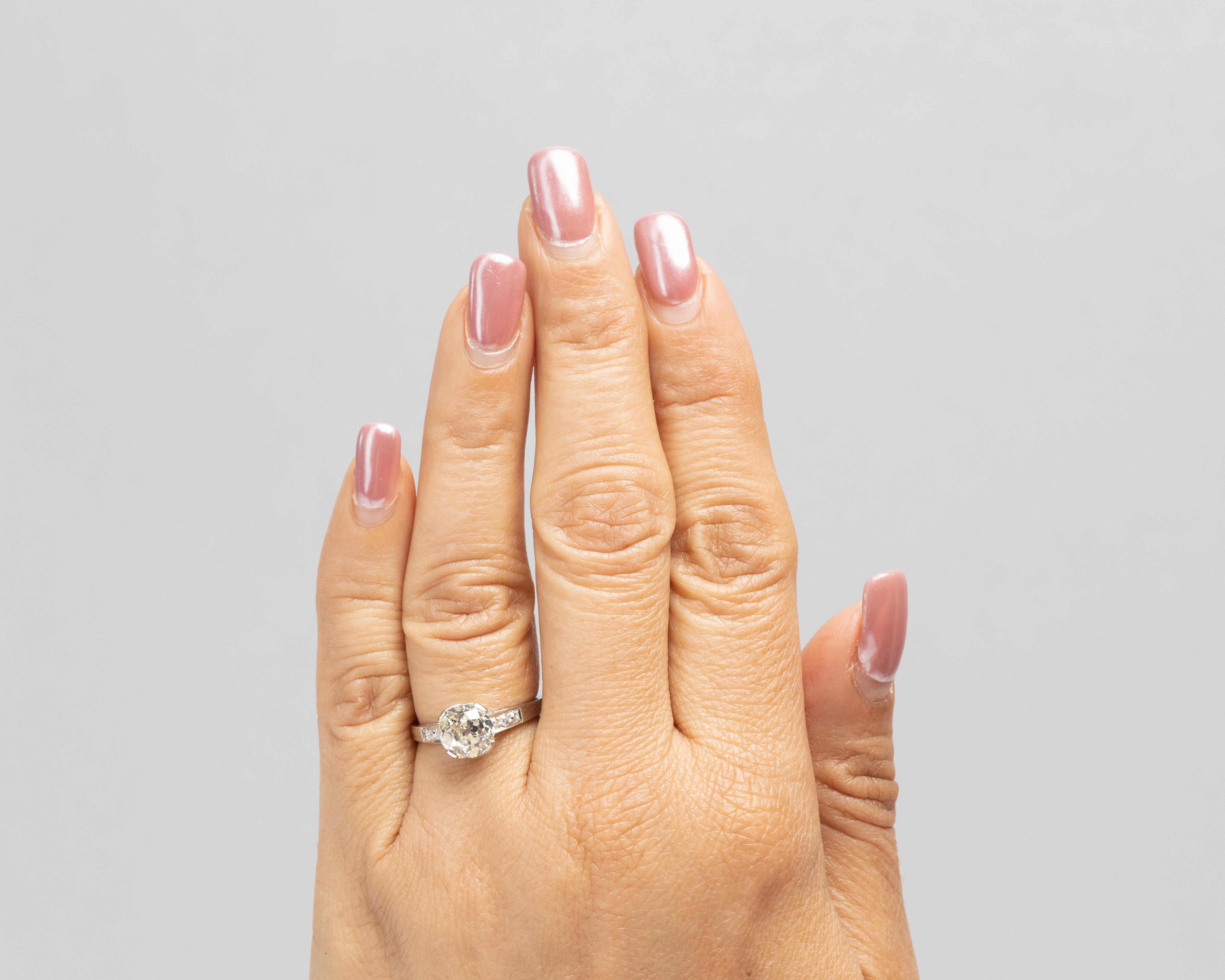 Circa 1920s GIA 2.04ct Old European Brilliant Diamond Platinum Engagement Ring For Sale 1