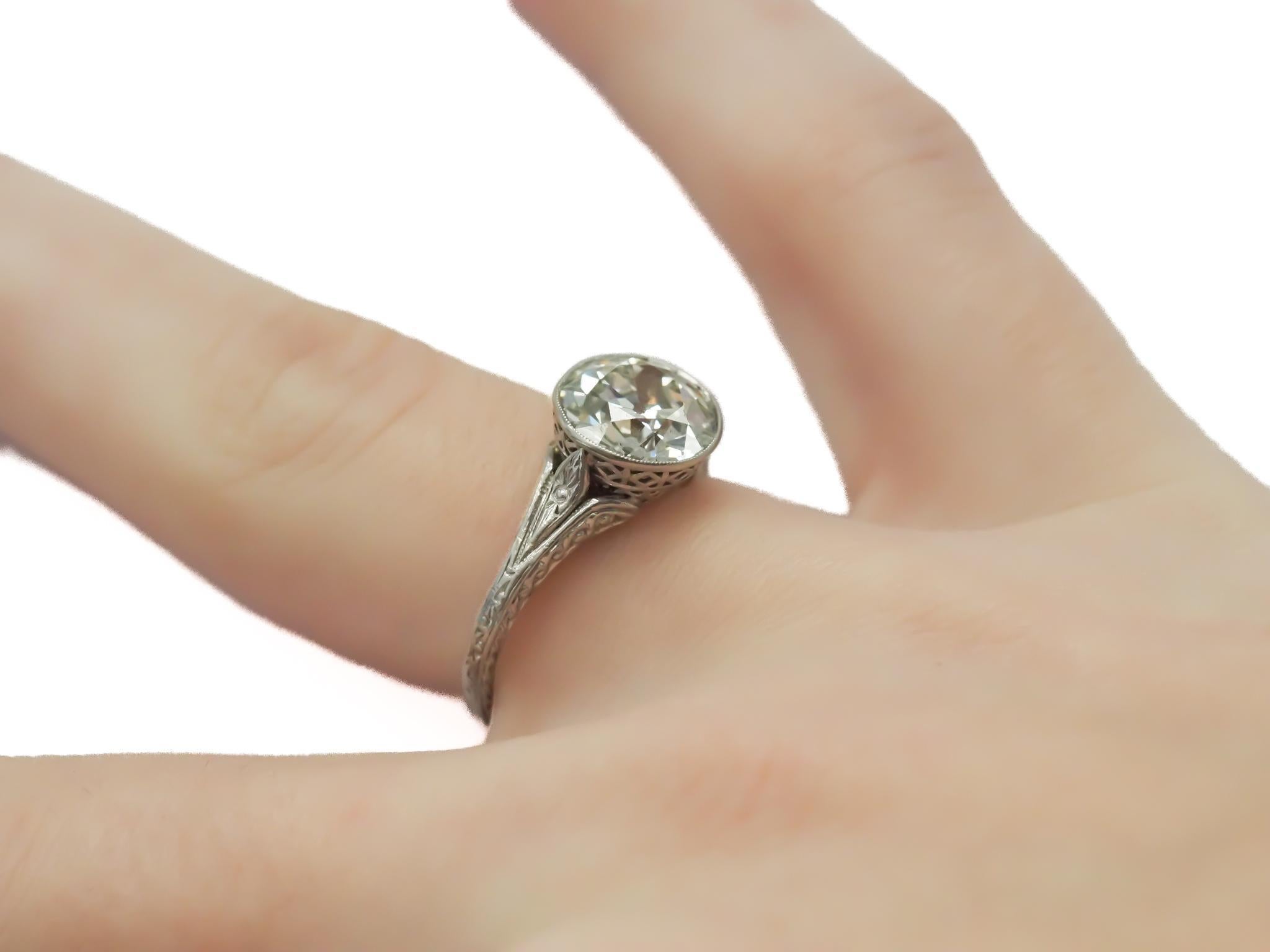 Circa 1920s GIA 2.58ct Old European Brilliant Diamond Engagement Ring For Sale 2