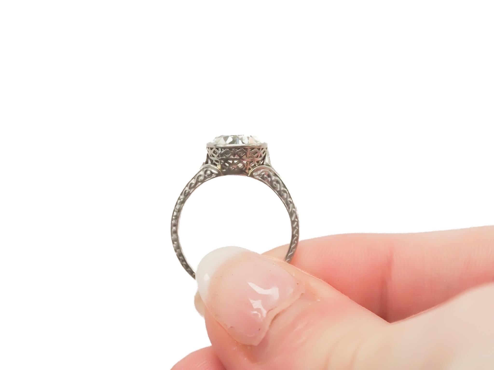 Circa 1920s GIA 2.58ct Old European Brilliant Diamond Engagement Ring For Sale 3