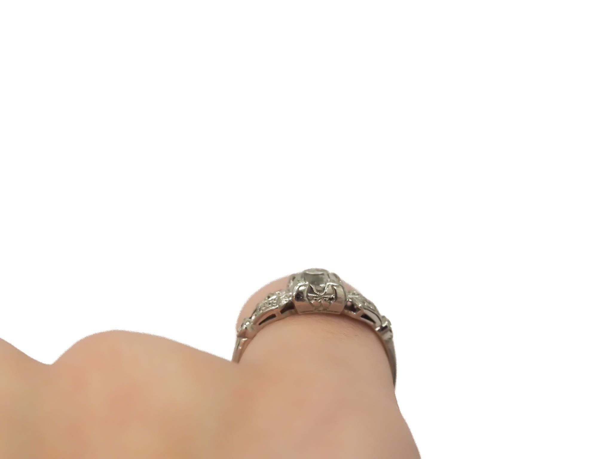 Circa 1920s GIA .55ct Old European Diamond Platinum Engagement Ring For Sale 3