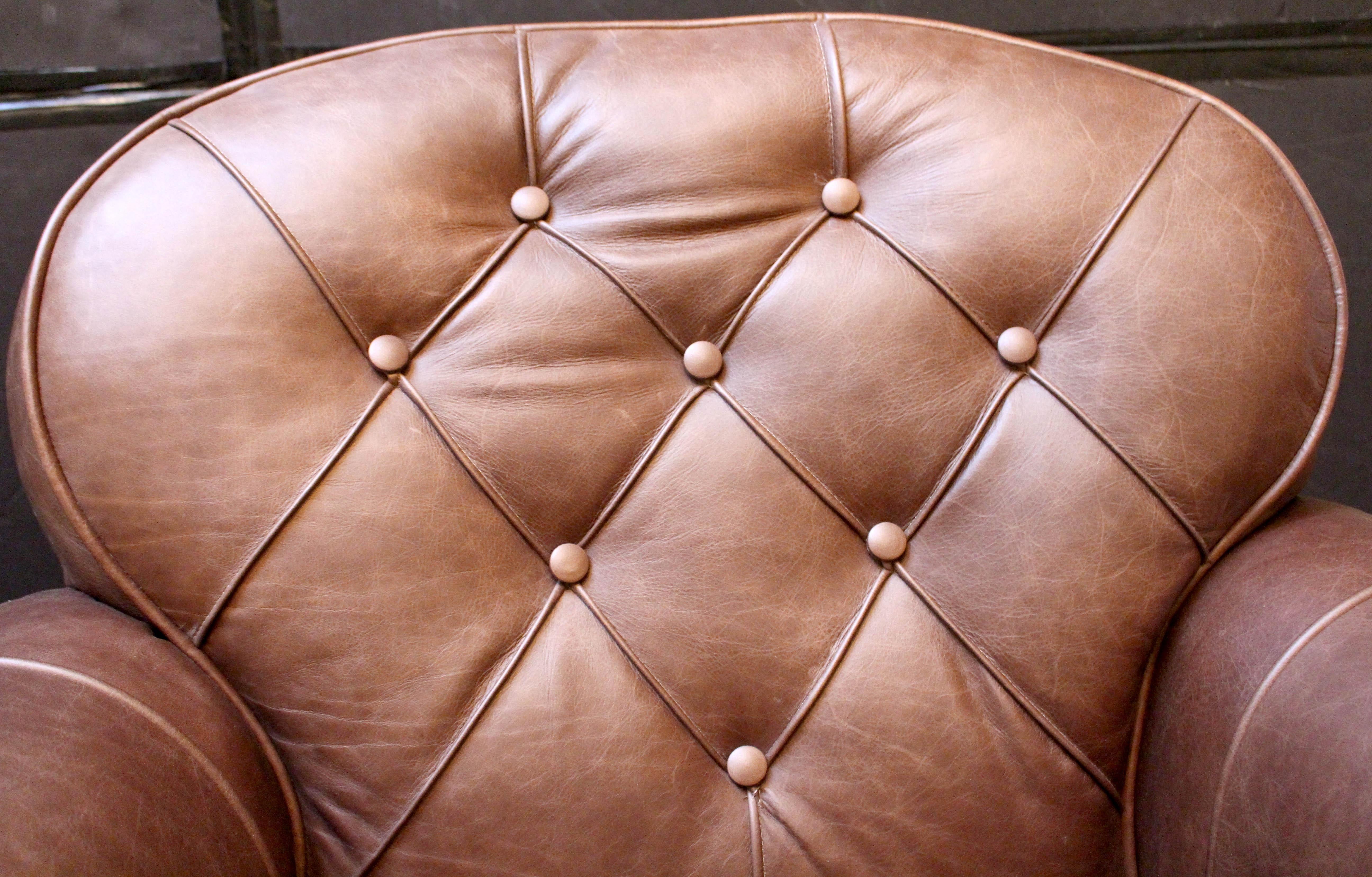 Paire de fauteuils club Art déco anglais datant des années 1920 en vente 1