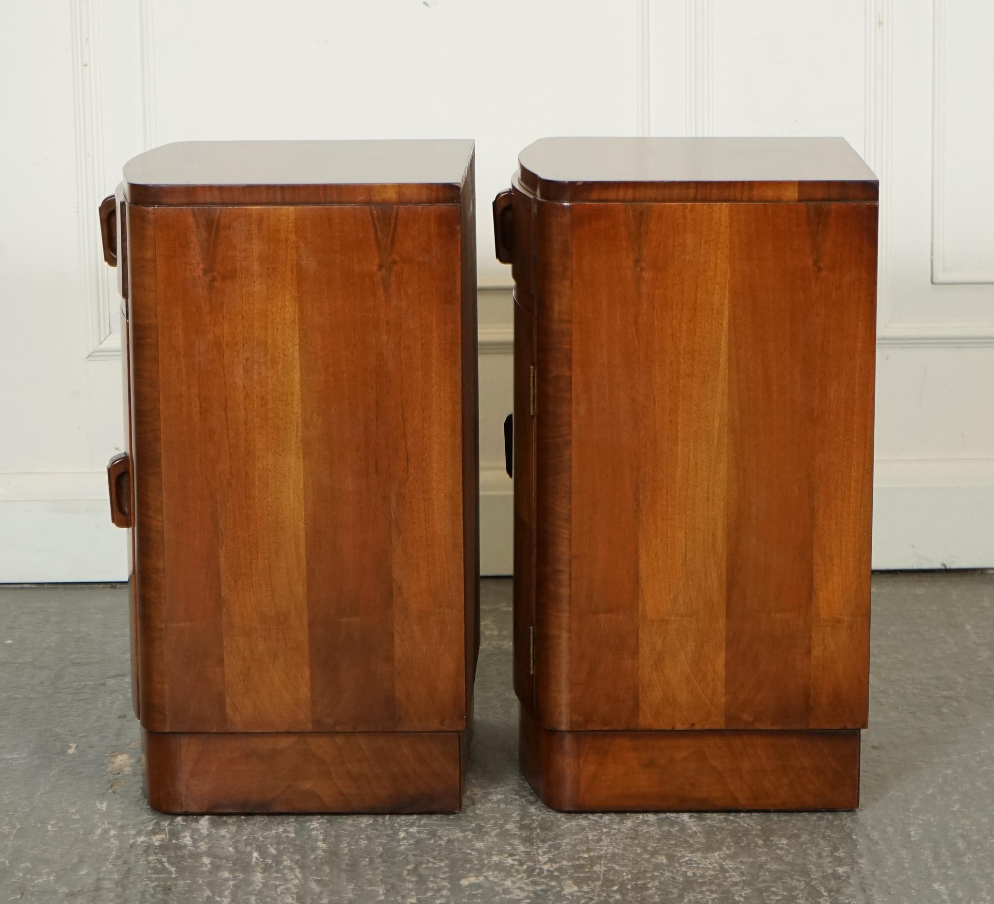 DÉCADA DE 1920 PAR DE CAMAS DE MADERA ART DECO Mesas de noche 4