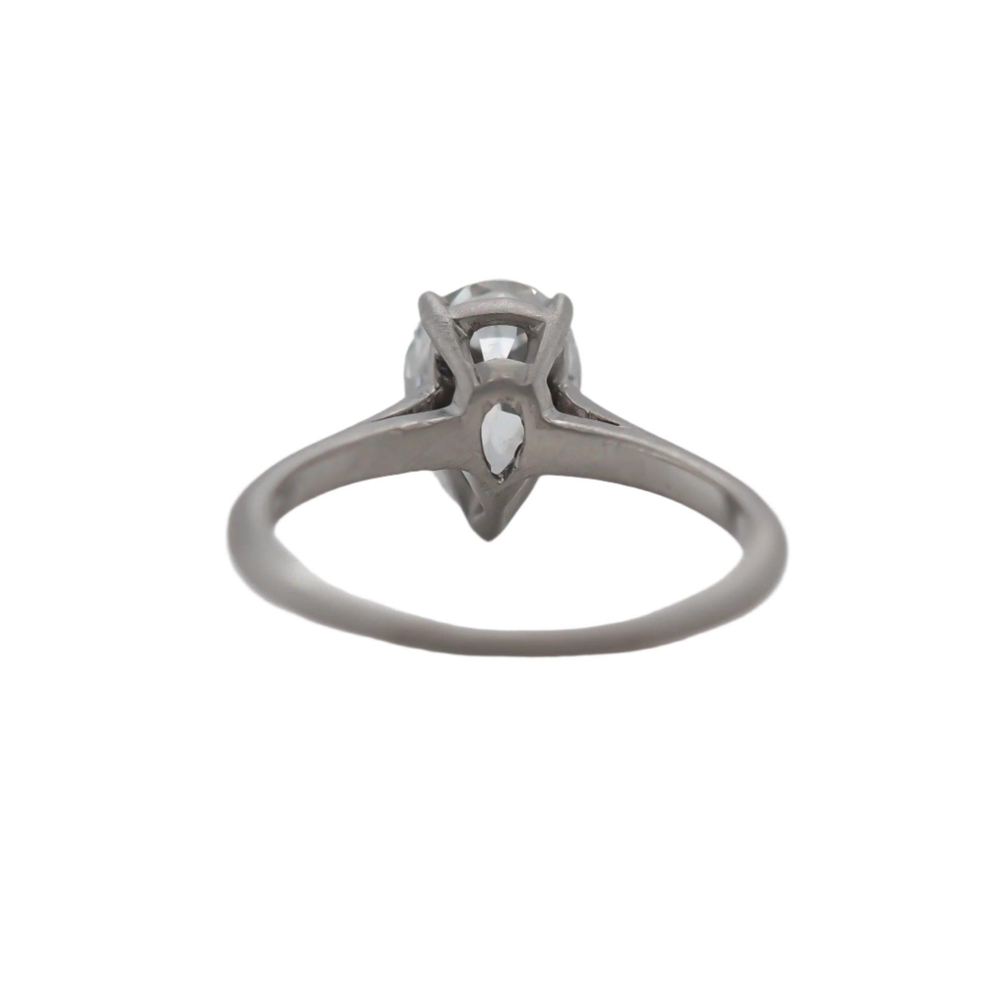 Circa 1920s Platinum 1.73ct Antique Pear Diamond Engagement Ring In Good Condition For Sale In Hicksville, NY