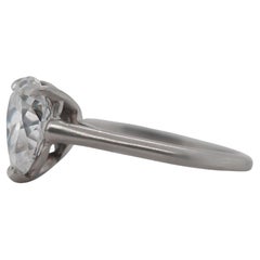 Anillo de compromiso de diamantes pera antiguos en platino de 1,73 ct de la década de 1920