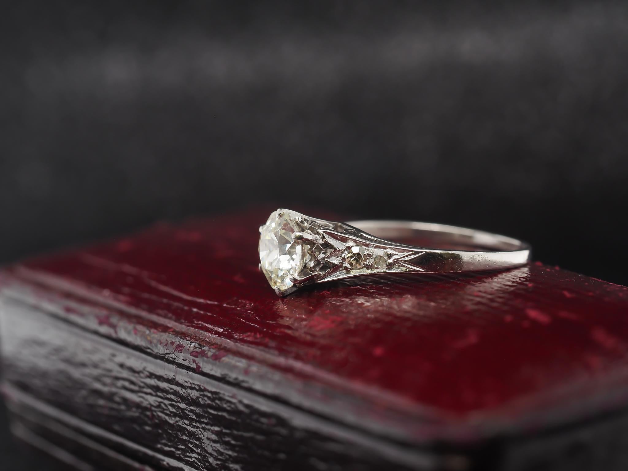 Old European Cut Circa 1920s Platinum Art Deco 1.06ct Old European Engagement Ring For Sale