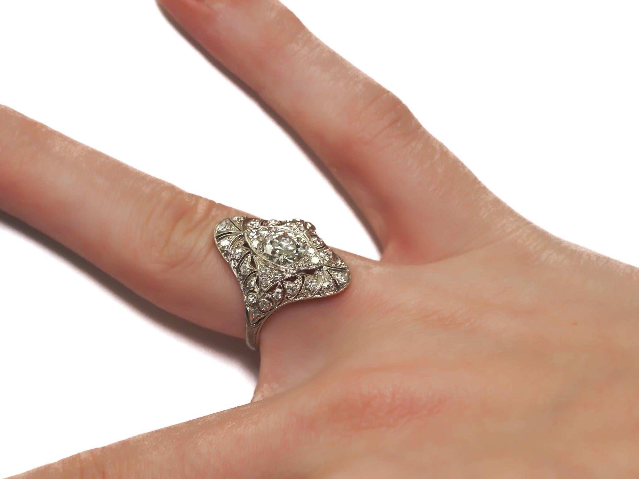 Circa 1920s Platinum  Art Deco 1.30cttw Diamond Filigree Ring - VEG#19a For Sale 1