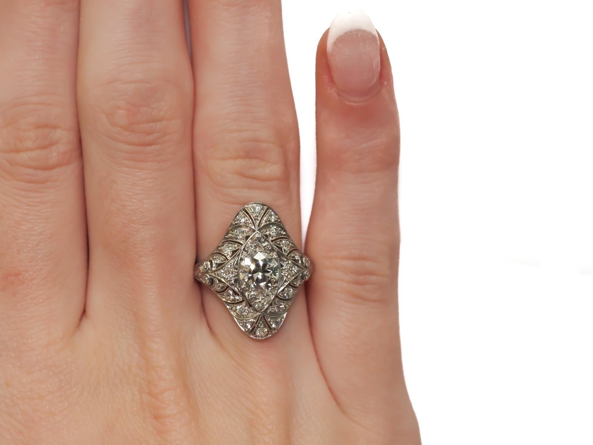 Circa 1920s Platinum  Art Deco 1.30cttw Diamond Filigree Ring - VEG#19a For Sale 2