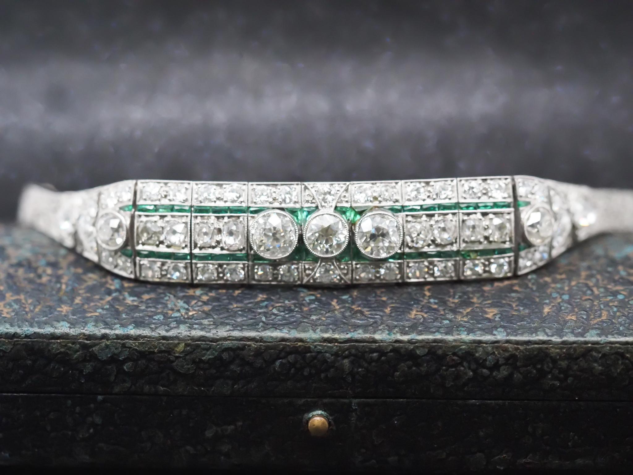 Item Details:
Metal Type: Platinum [Hallmarked, and Tested]
Weight: 25.4 grams (All Items Total)
Stone Details:
Center 3 Diamonds: Two are 1.00ct each, and the center diamond is .75ct. VS2/SI1 clarity and G-H colors. (2.75ct total weight)
The