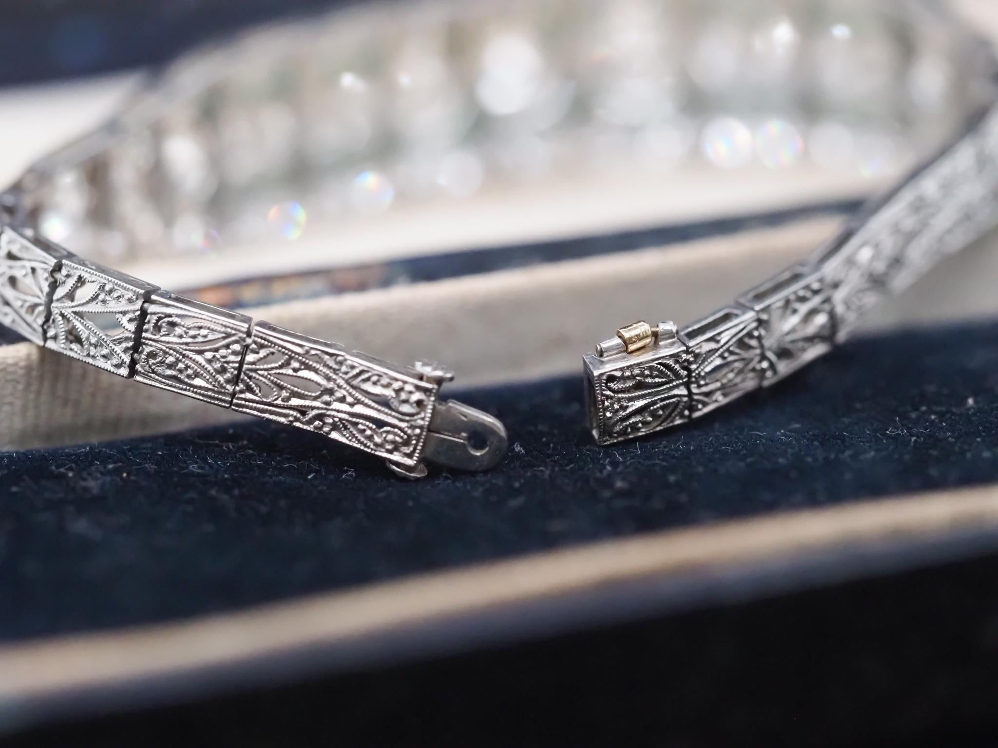 Women's Circa 1920s Platinum Art Deco Old European Diamond and Emerald Bracelet For Sale