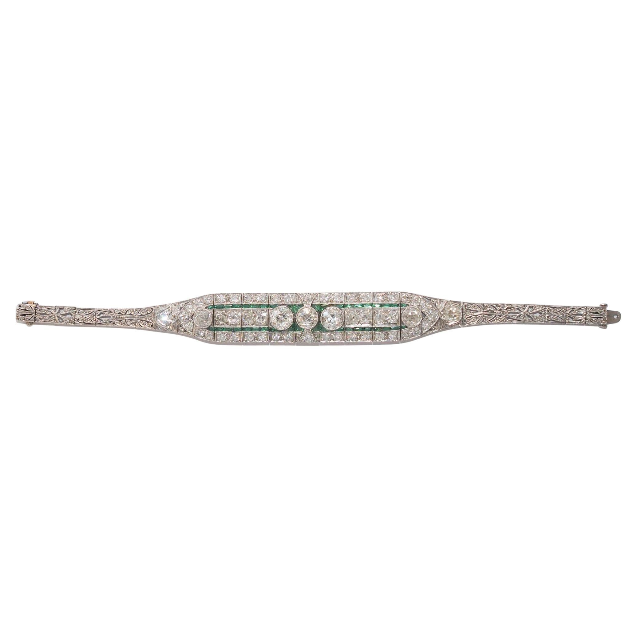 Circa 1920s Platino Art Deco Antiguo Europeo Diamante y Esmeralda Pulsera