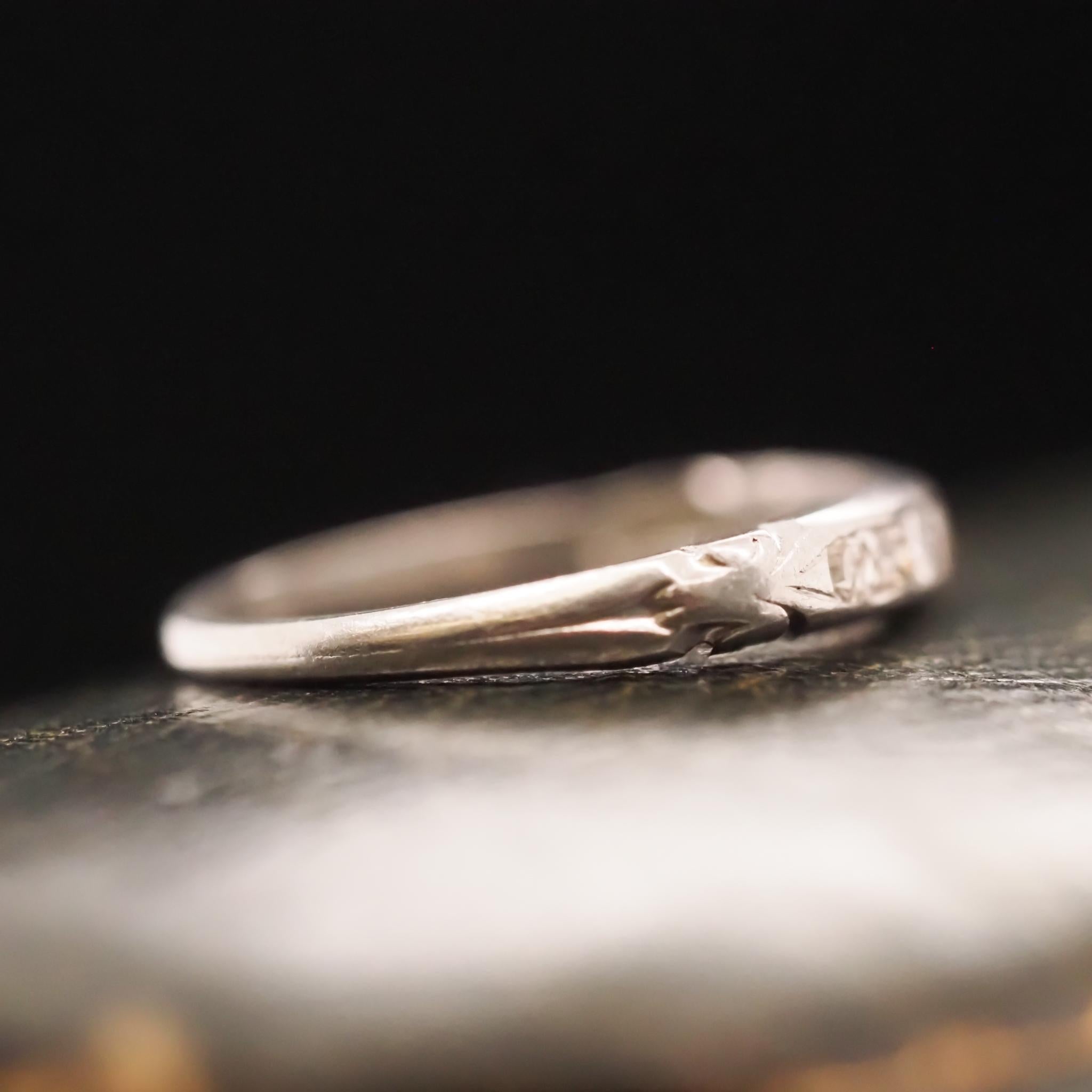 Art Deco Circa 1920s Platinum Diamond Wedding Band