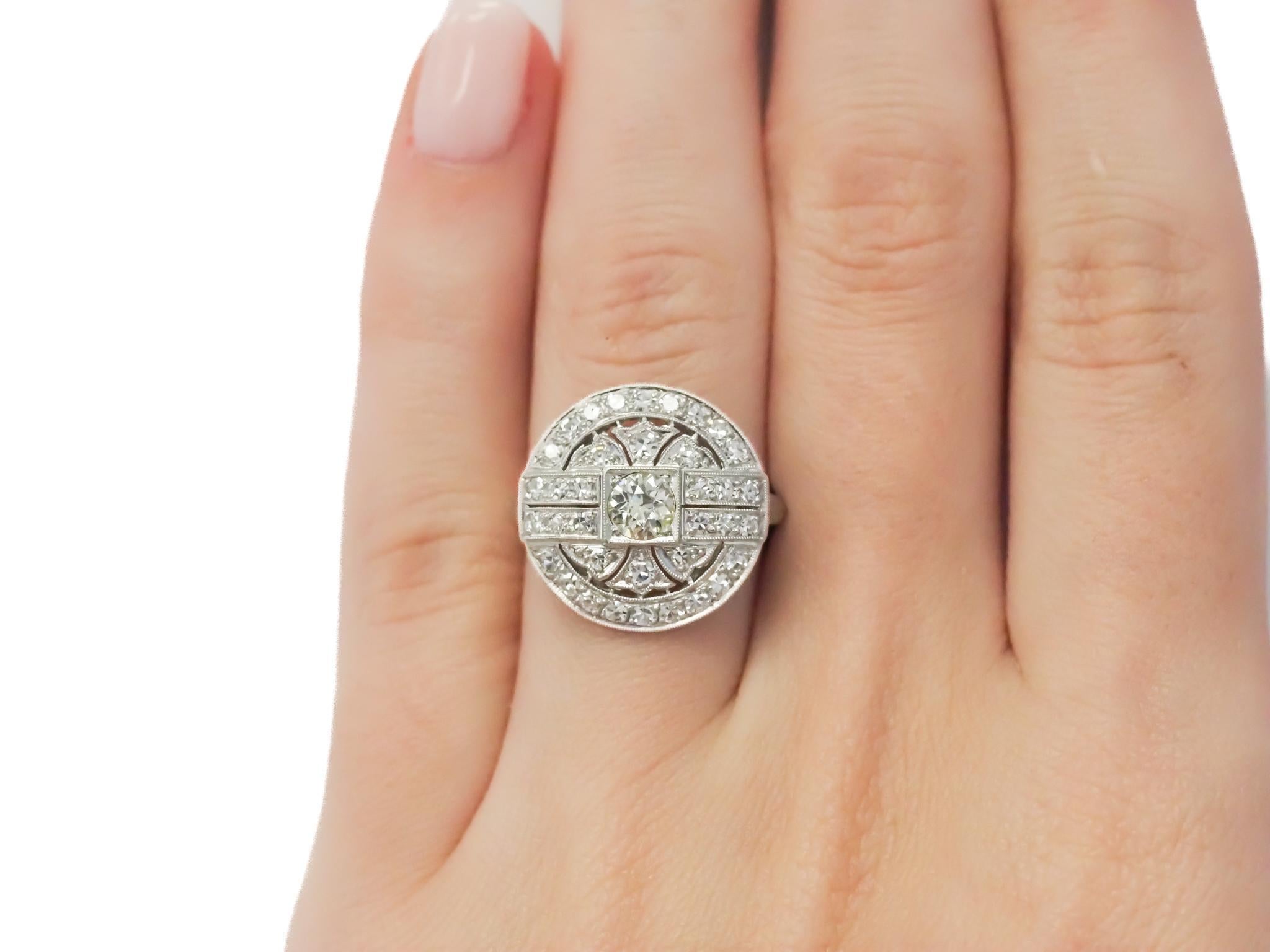Circa 1920s Platinum Old European Brilliant Diamond  Ring For Sale 4