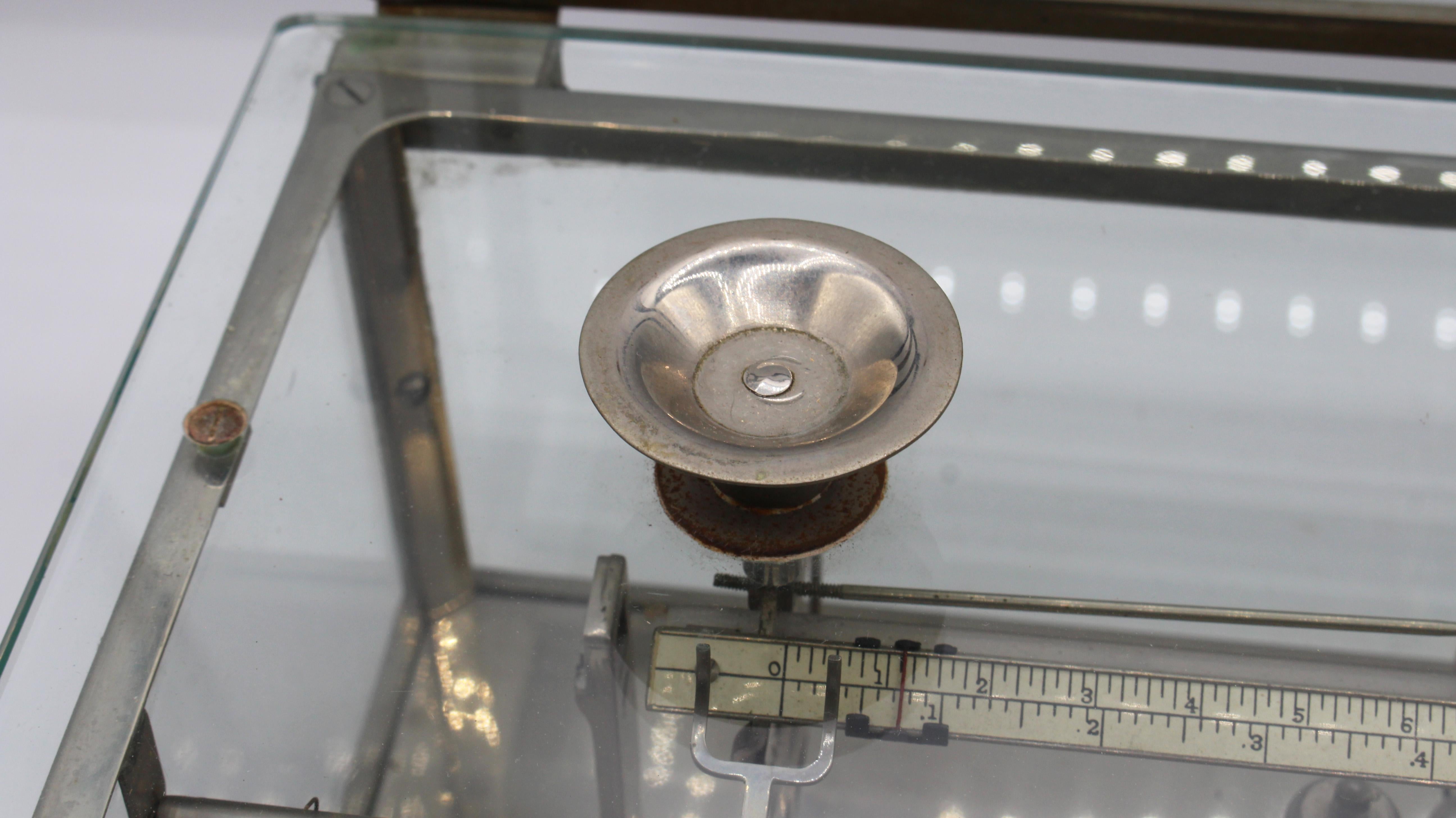 Balance de classe A de la société Torsion Balance Co, New York, datant de 1920. en vente 2