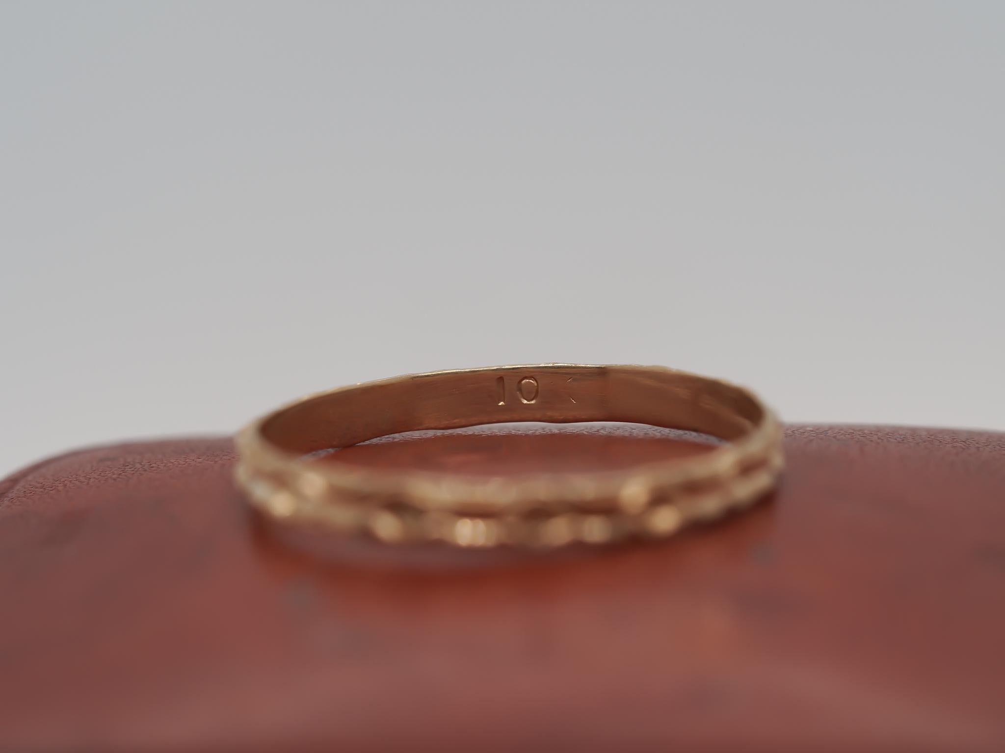 Women's Circa 1920s Yellow Gold Wedding Band For Sale