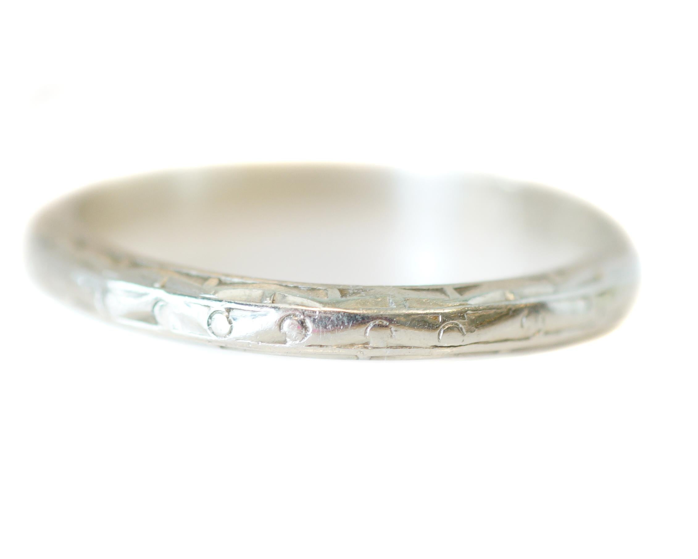 Sterkraft 18 Karat White Gold Art Deco Wedding Band, circa 1922 1