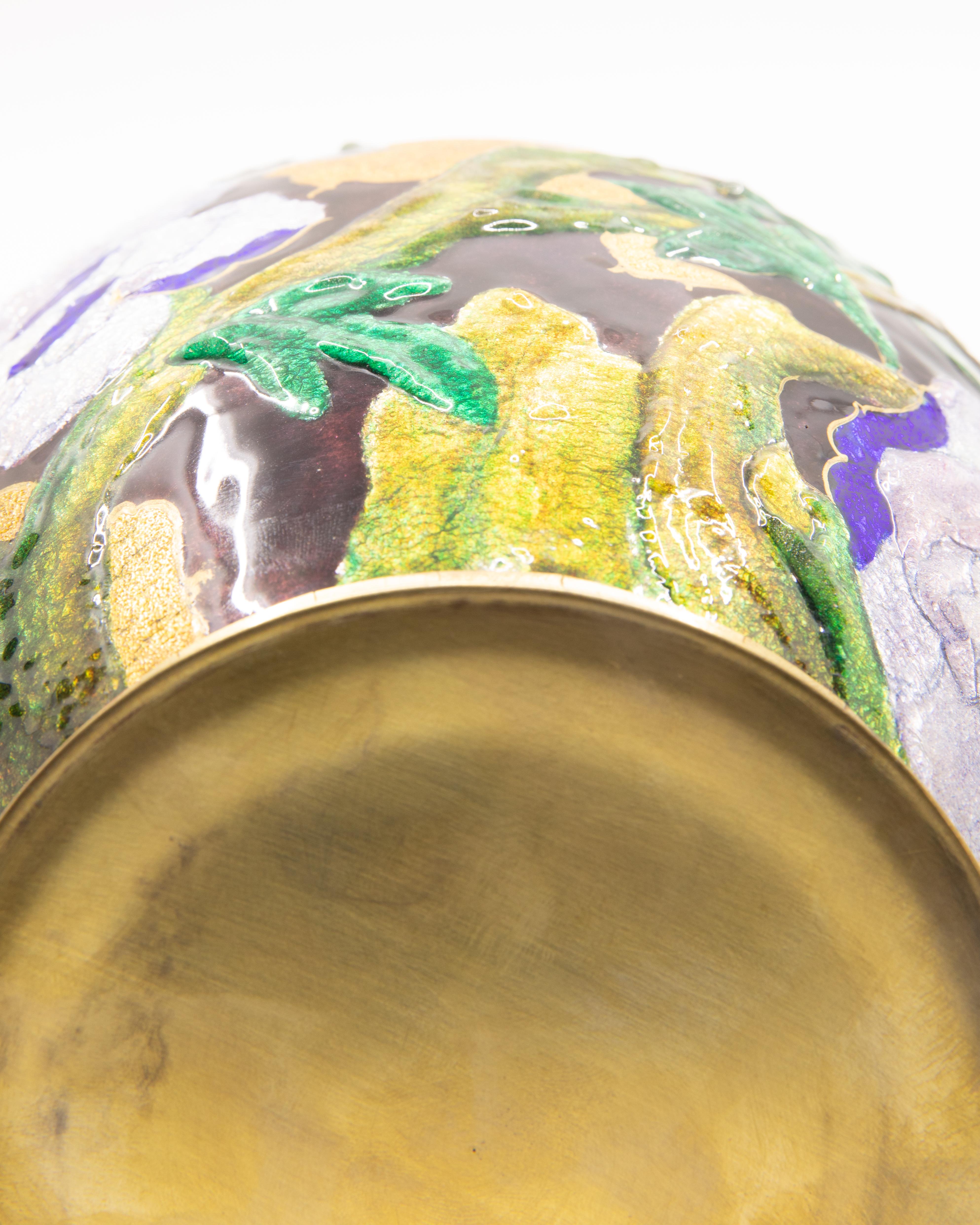 Vase en cuivre tridimensionnel signé Camille Fauré à fond prune circa 1925 3
