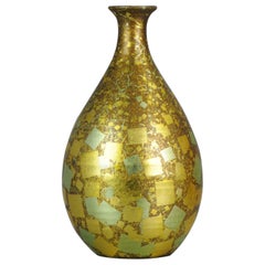 Japanese Vase Early Showa Period Japan Ceramix Goldleafs, circa 1930-1950