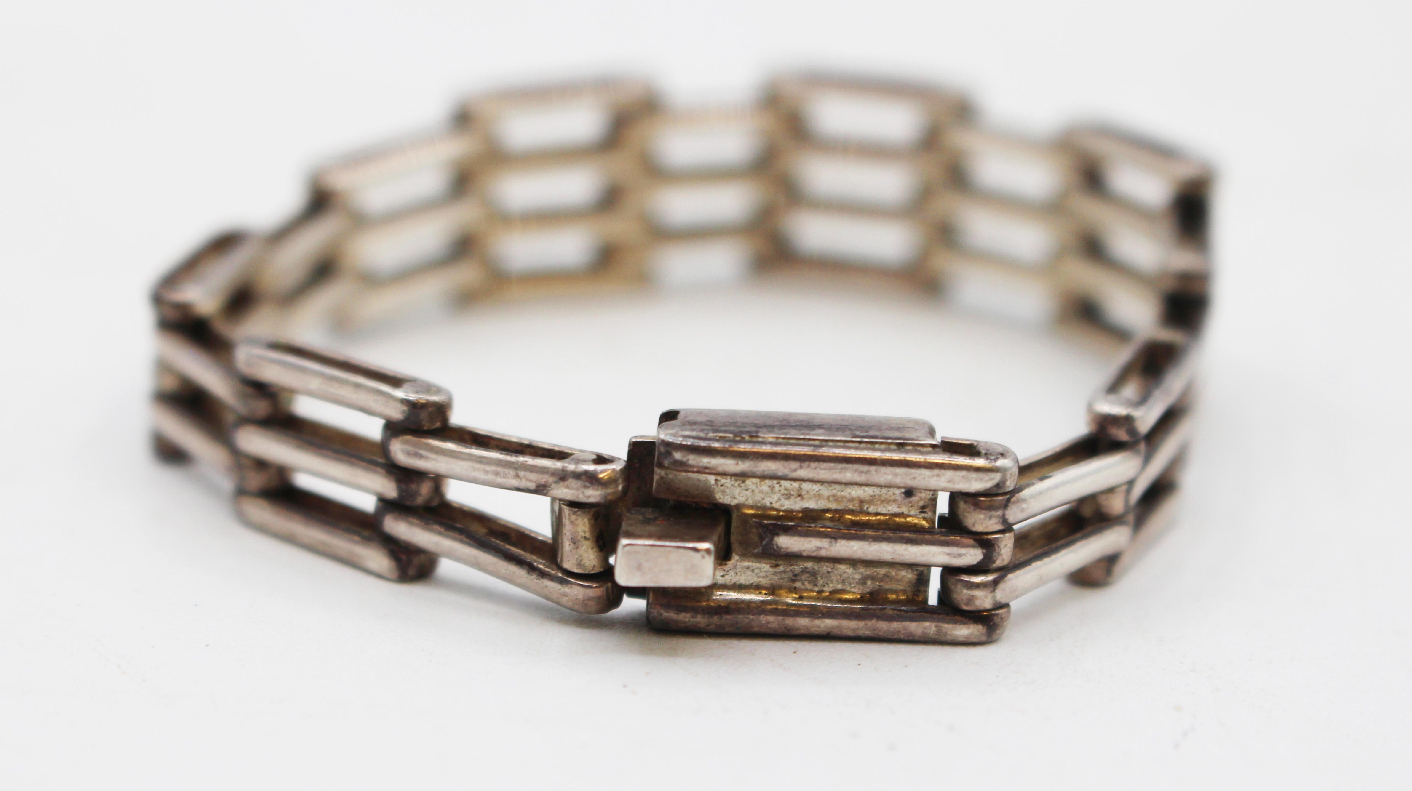 Mexicain Circa 1930-50 Art Deco-Art Modern Sterling Silver Bracelet en vente