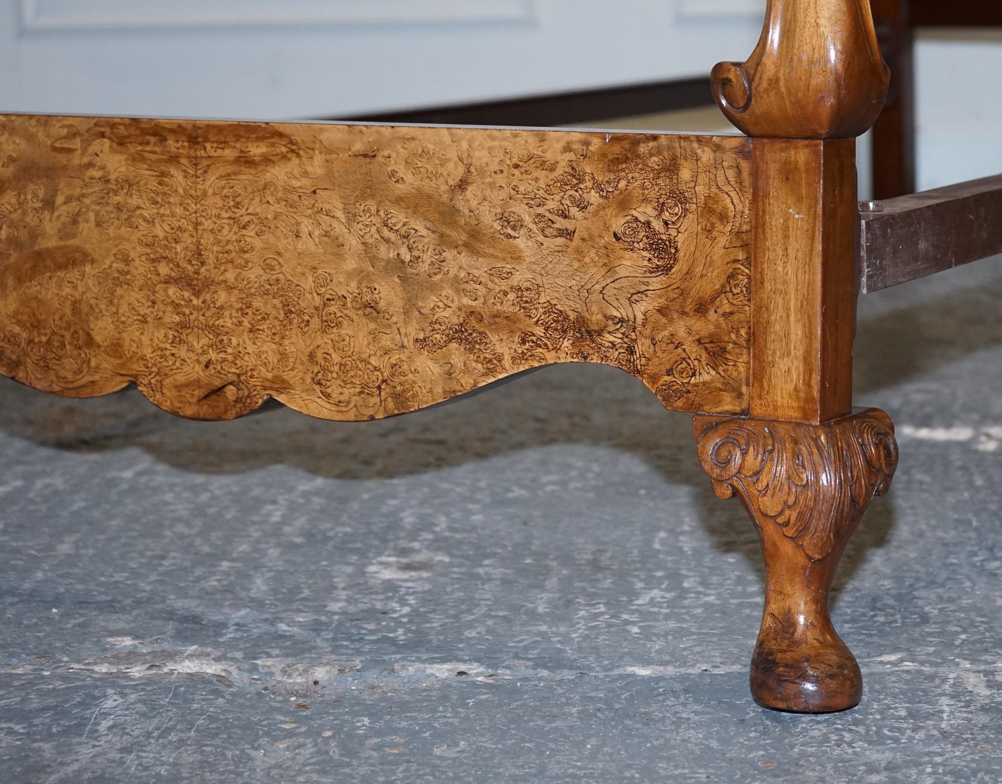 CIRCA 1930 ART DECO BURR WALNUT ENGLiSH MADE VONO BEDSTEAD FRAME QUEEN ANNE (2/2) en vente 2