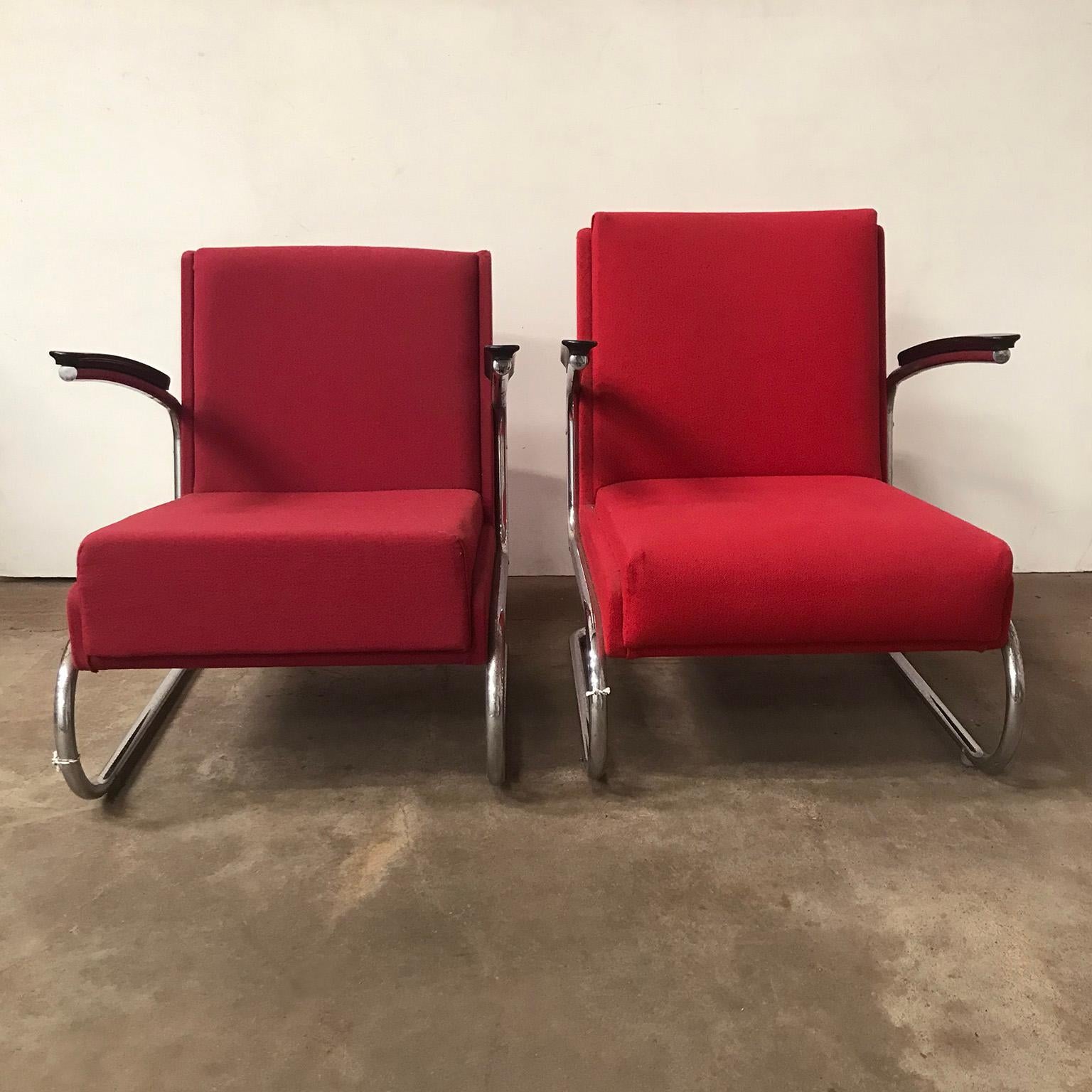 Dutch Tubular Easy Chair in Burgundy Red and Black Armrests, circa 1930 13