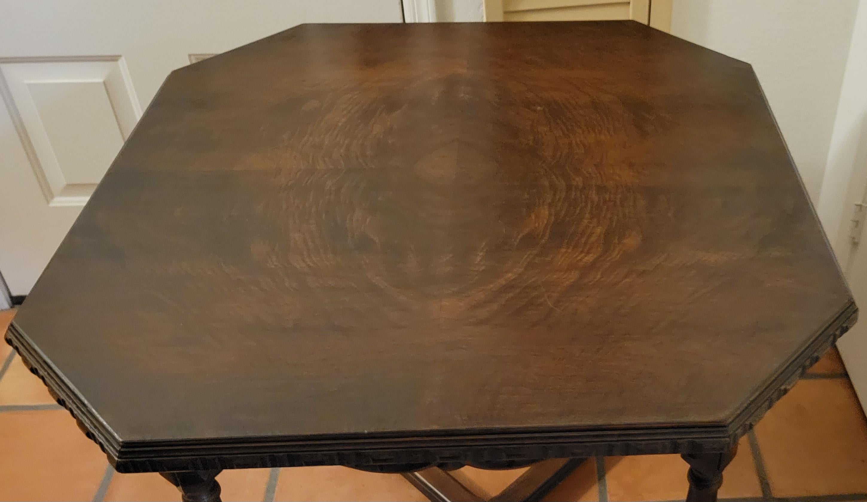 octagon table