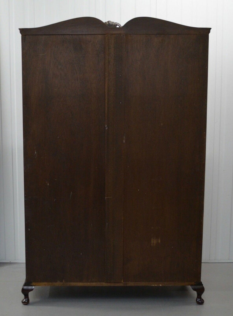 circa 1930 English Art Deco Figured Burr Walnut Double Wardrobe For Sale 4