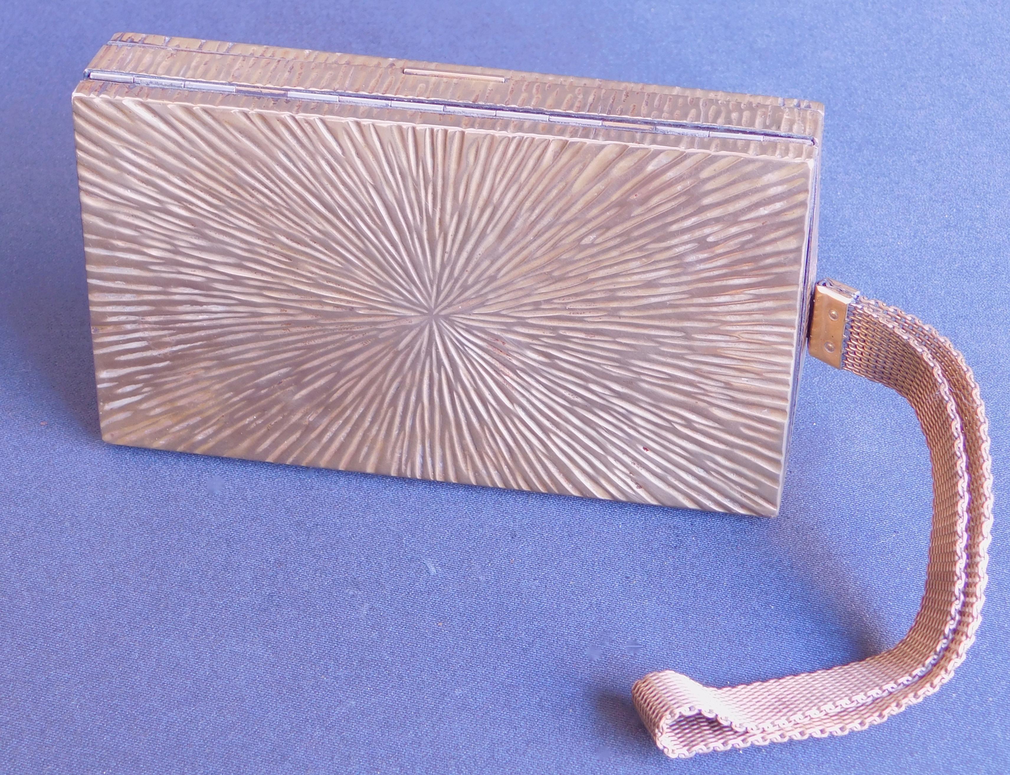 Circa 1930 Gold Tone Minaudière Evening Bag Star Burst Pattern For Sale 1