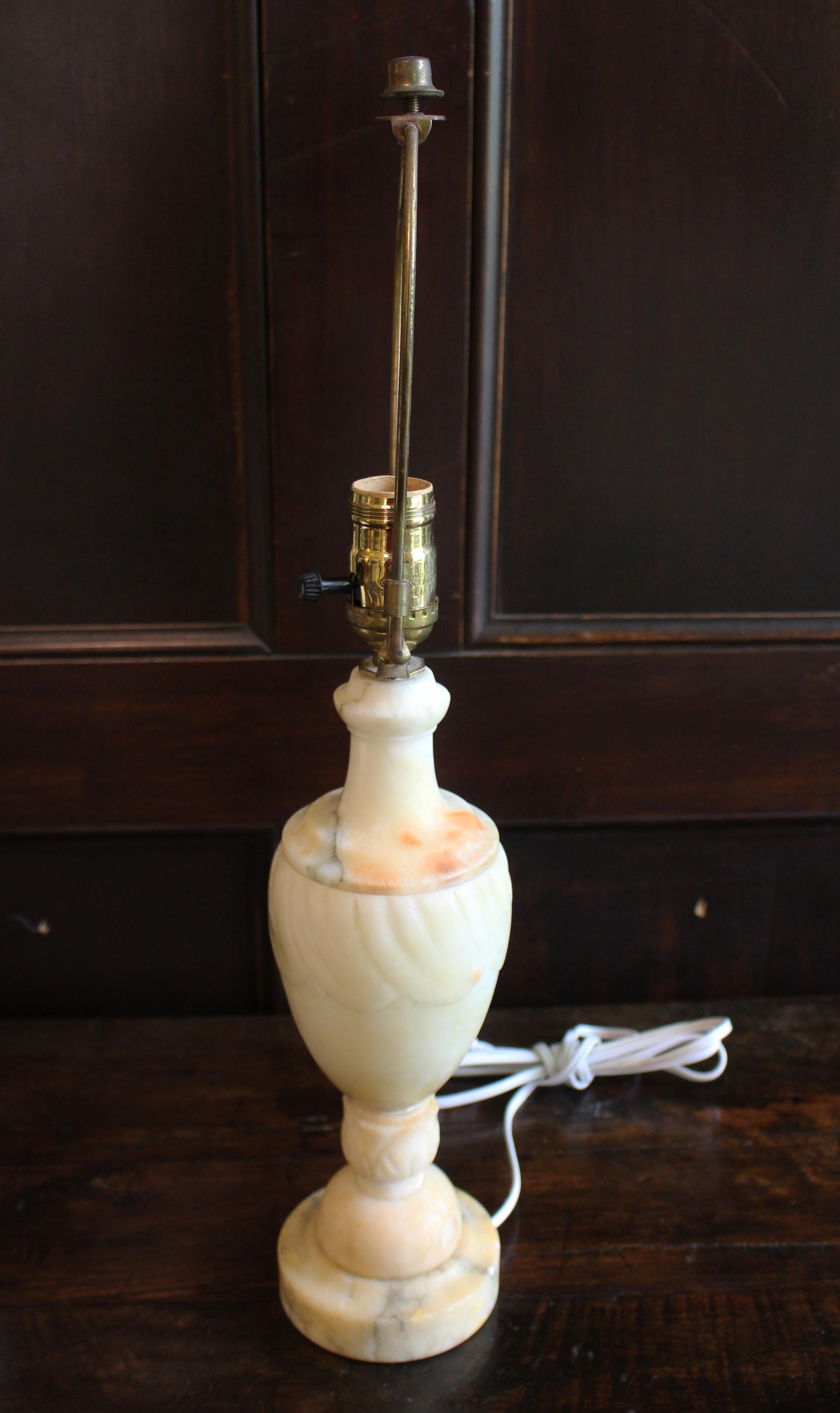 Circa 1930 Italian Carved Marble Table Lamp In Good Condition For Sale In Chapel Hill, NC