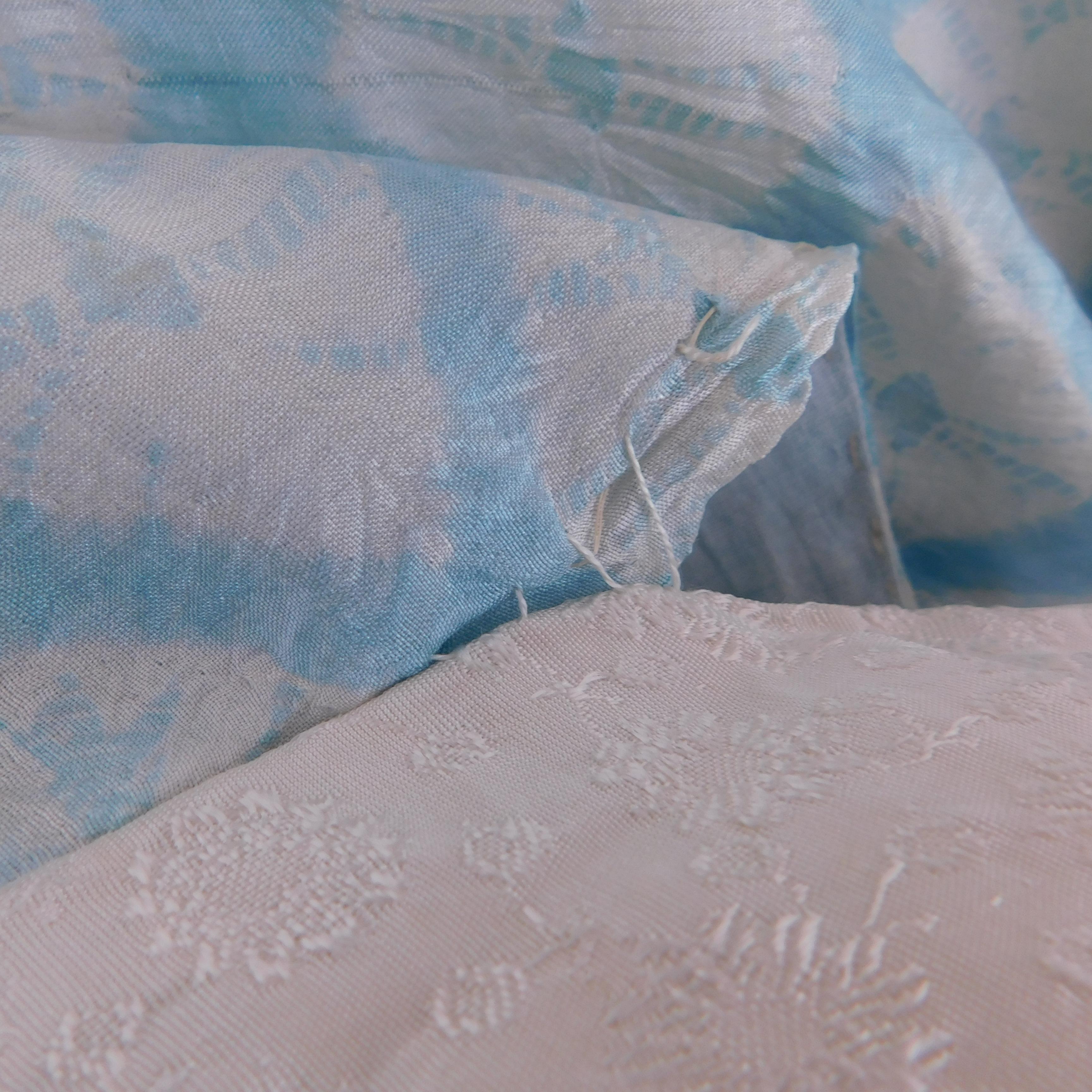 Cotton Japanese Silk Shibori Hand Dyed Juban Blue and White Kimono, circa 1930  For Sale
